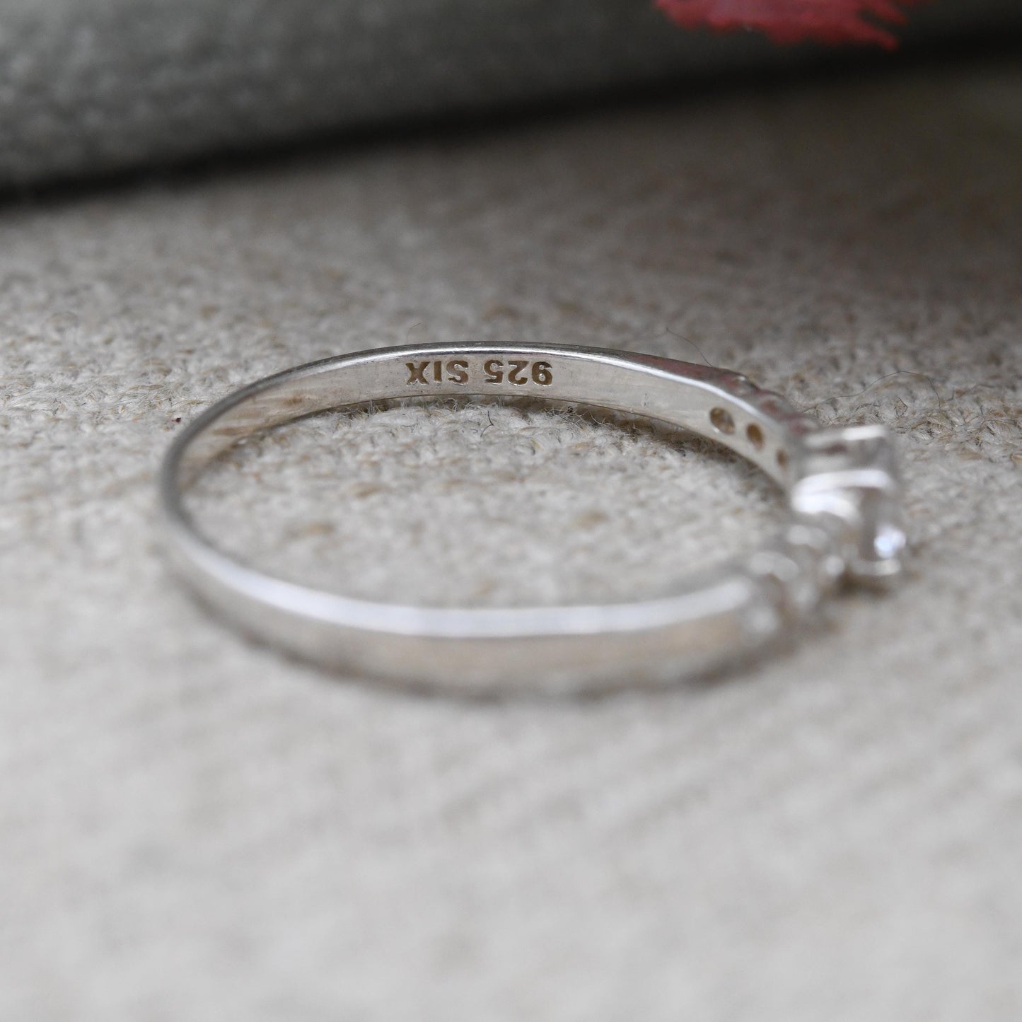 SIX Sterling Silver Solitaire with Side Stones Ring - Clear Stone Cocktail Ring with Sparkly Stones | UK Size - O 1/2 US Size - 7 1/4