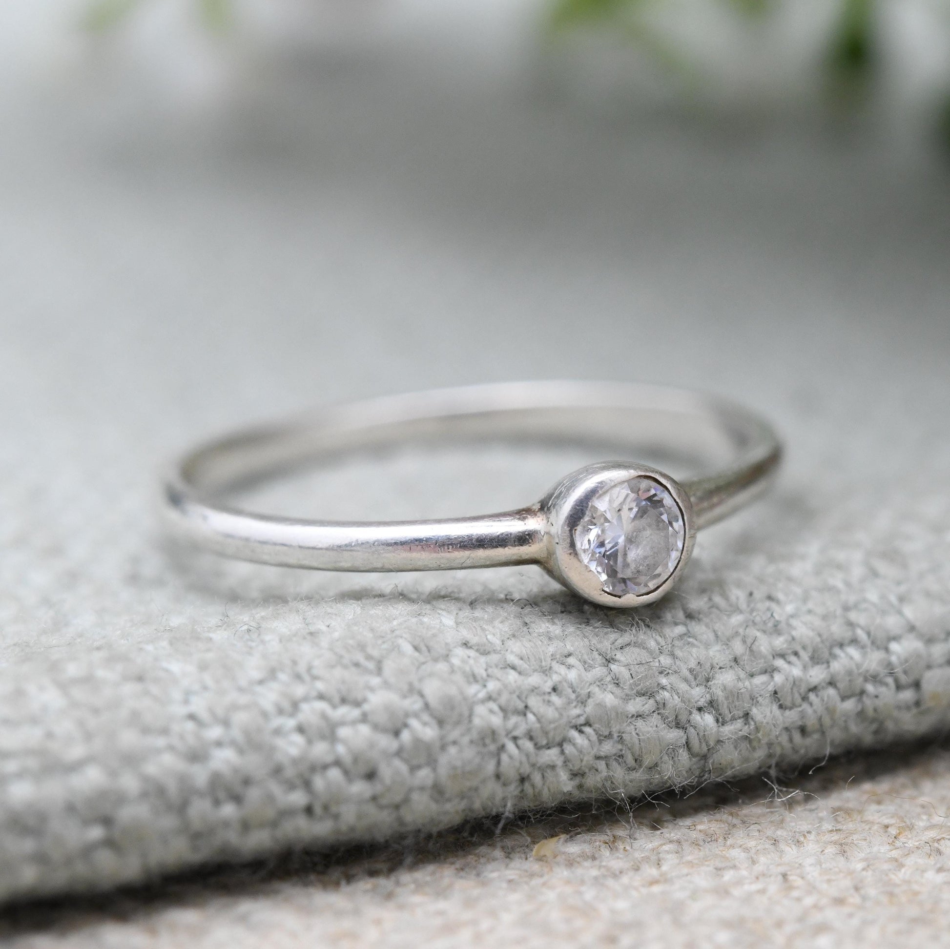 SIX Sterling Silver Clear Stone Solitaire Ring - Circular White Stone | Bezel | UK Size - P 1/2 | US Size - 7 3/4