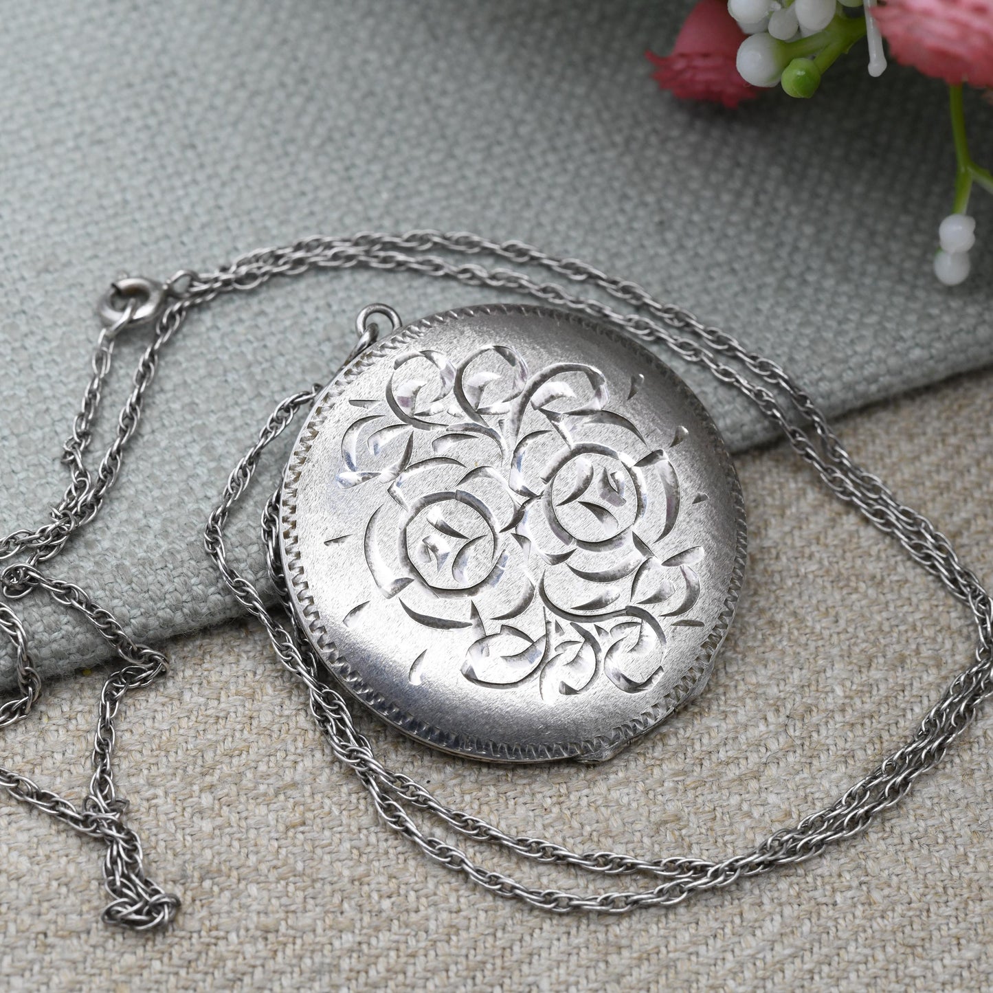 Vintage Sterling Silver Locket Pendant with Flower Engraving and Prince of Wales Chain 1976 - Large Circle Floral Decoration | Gift for Her
