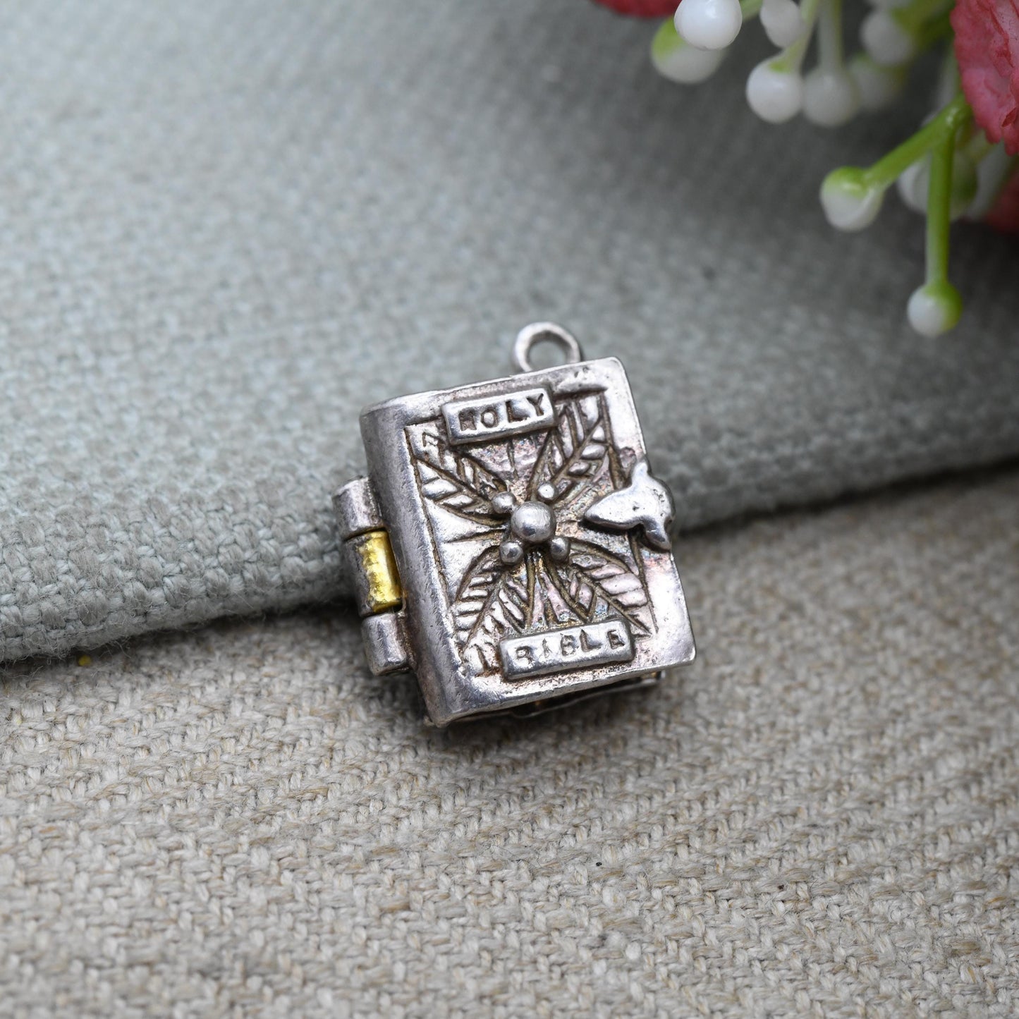 Vintage Opening Holy Bible Charm Pendant - The Lords Prayer | Religious Gift for Charm Bracelet Necklace