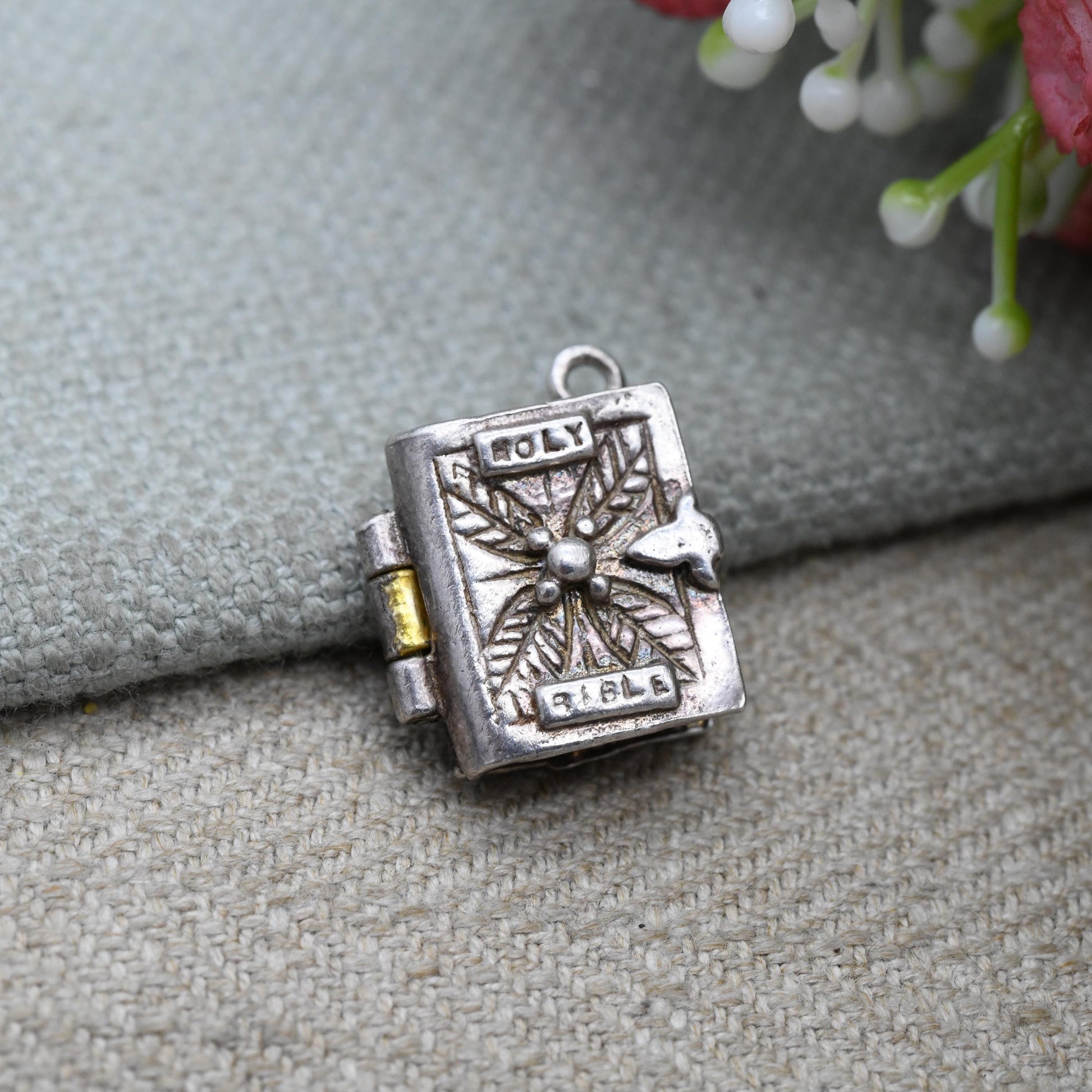 Vintage Opening Holy Bible Charm Pendant - The Lords Prayer | Religious Gift for Charm Bracelet Necklace
