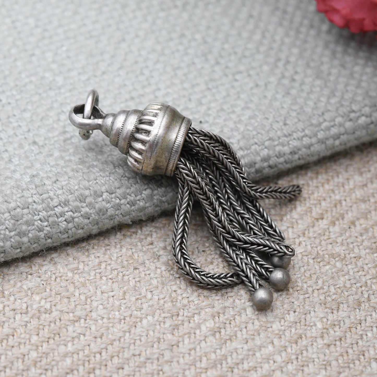 Antique Silver Tassel Charm Pendant - for Charm Bracelet Necklace Articulated Detailed