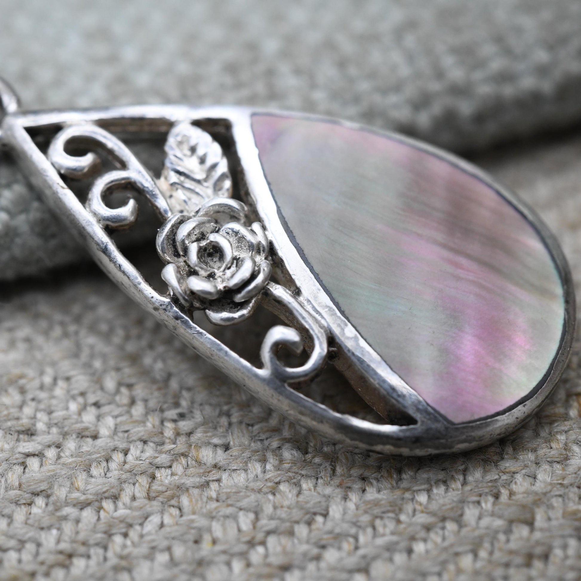 Vintage Sterling Silver Mother of Pearl Tear Drop Pendant - Pretty Silver Gift Necklace with Ornate Little Floral Design