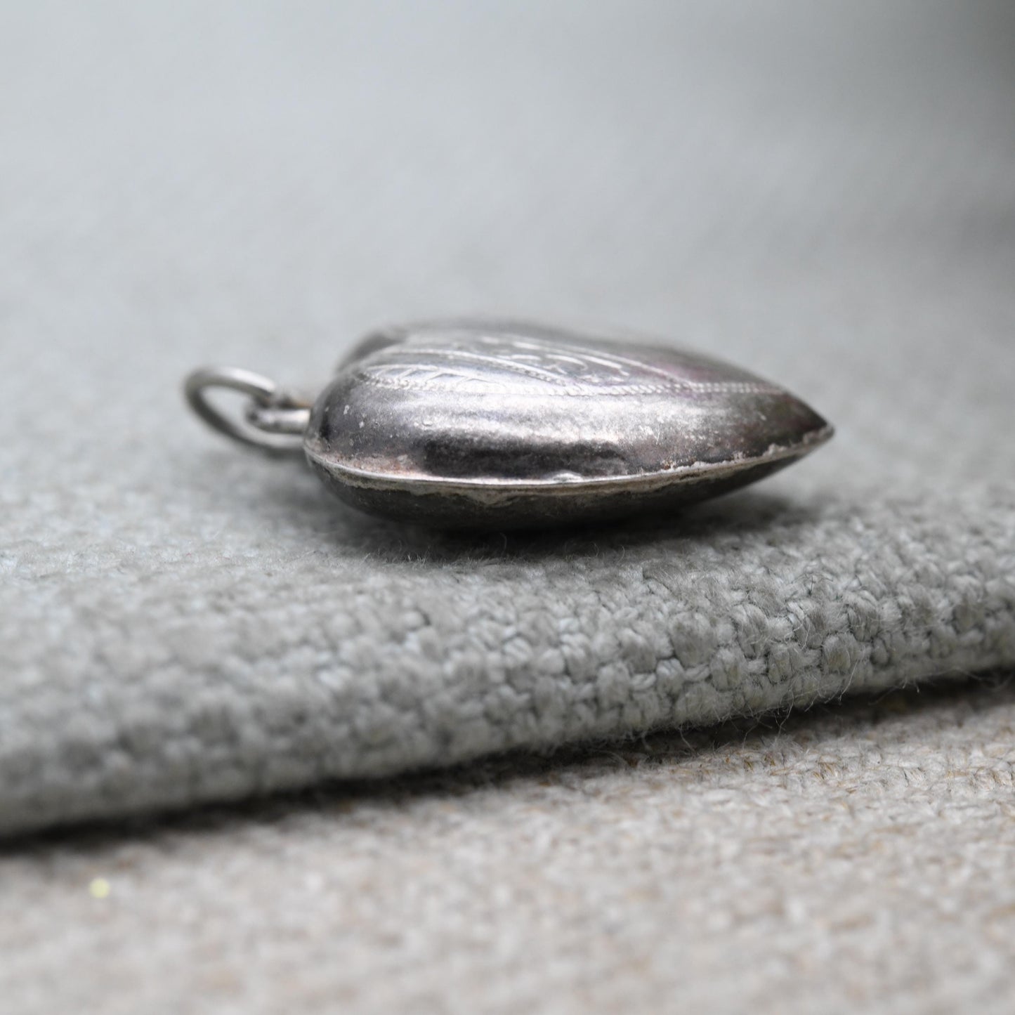 Vintage Sterling Silver Love Heart Charm Pendant with Engraved Pattern - Small Puffed Love Heart | Gift for Charm Bracelet