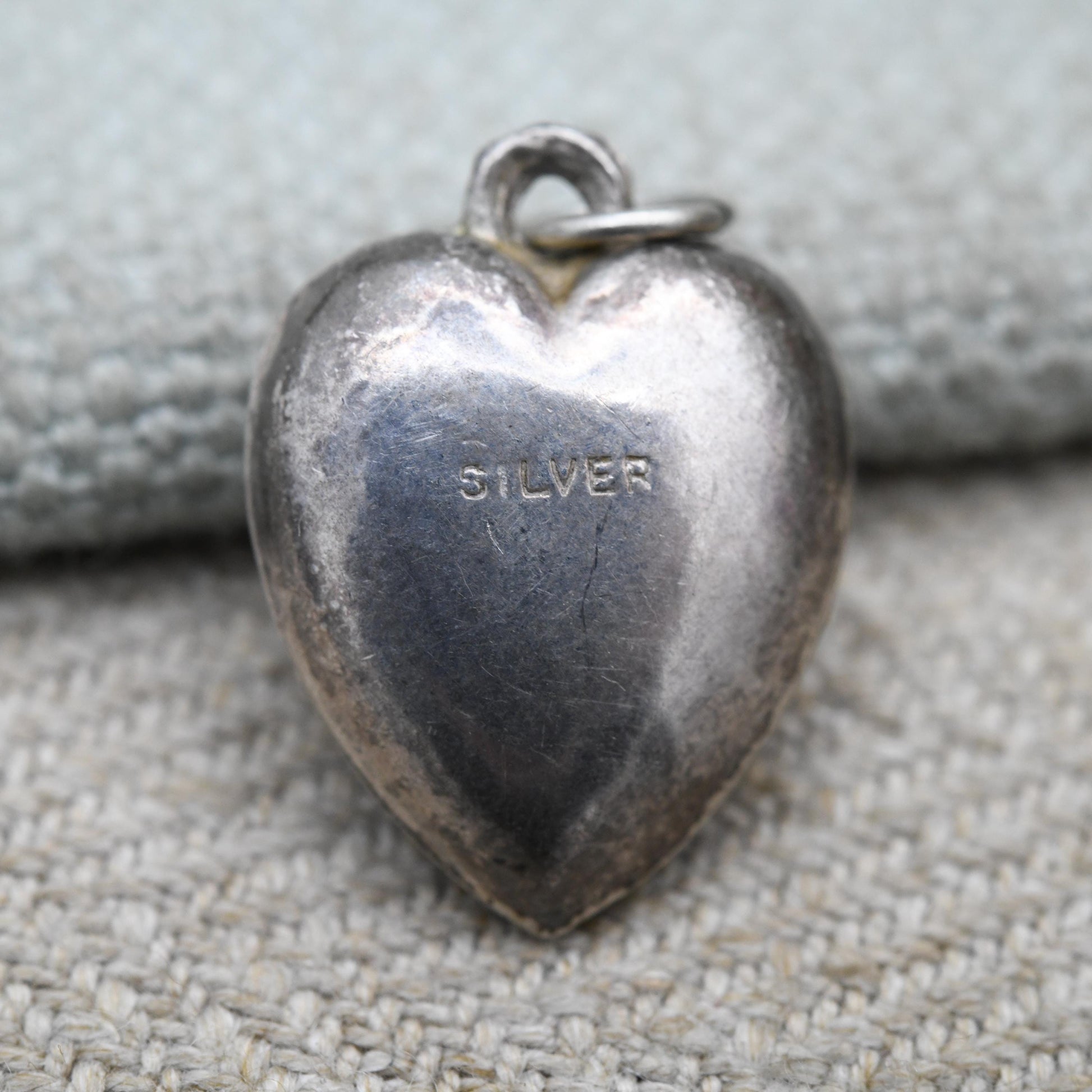 Vintage Sterling Silver Love Heart Charm Pendant with Engraved Pattern - Small Puffed Love Heart | Gift for Charm Bracelet