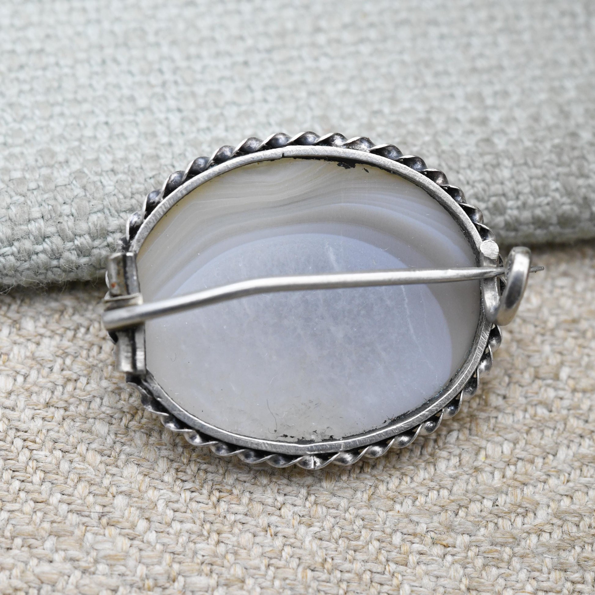Antique Silver Agate Cabochon Brooch c. 1910s - Milgrain and Rope Twist Setting