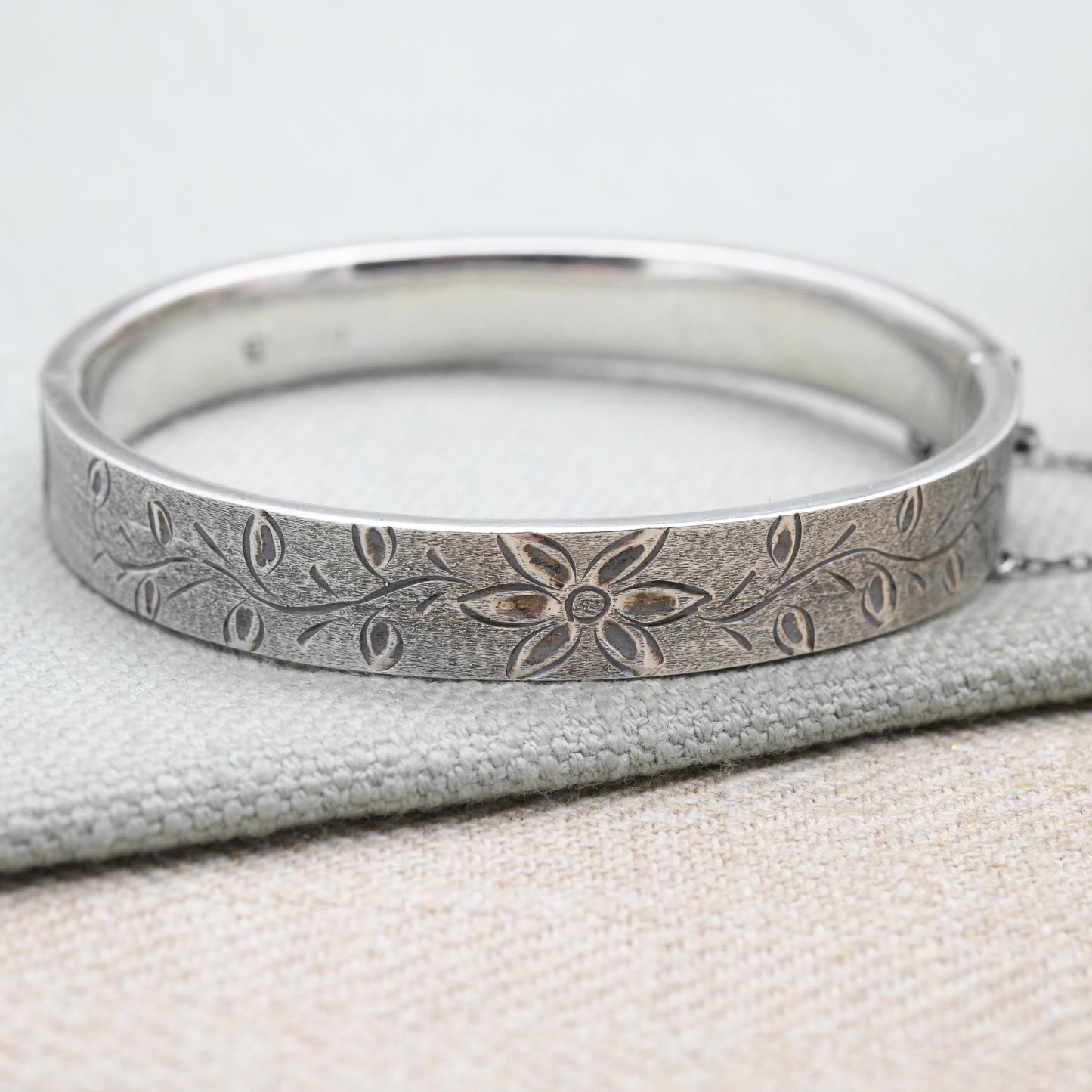 Vintage Sterling Silver Floral Engraved Bangle Bracelet 1970 - Chunky Victorian Aesthetic Scrolling Style with Safety Chain