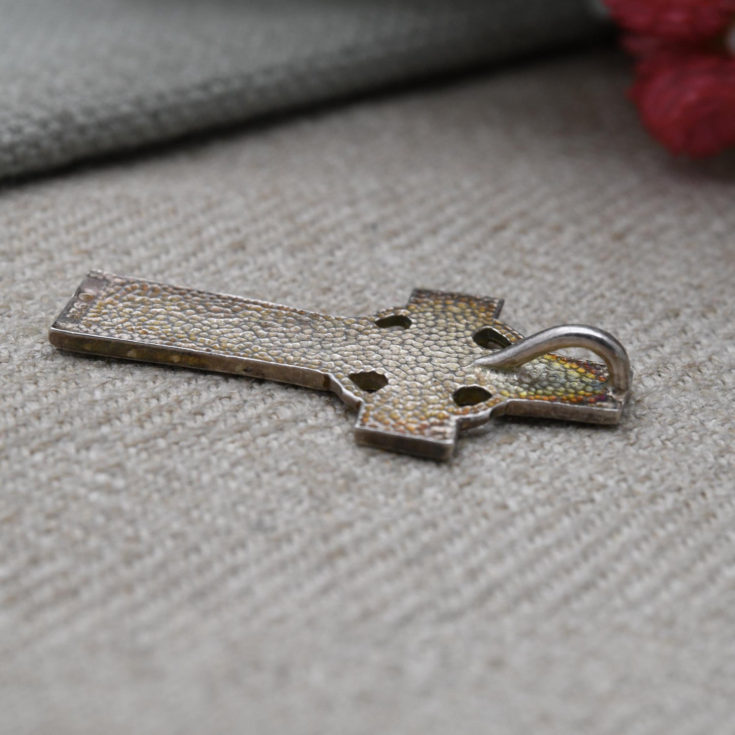 Vintage Silver Celtic Cross Pendant - Chunky Cross with Celtic Twists | Vintage Religious Jewellery Gift