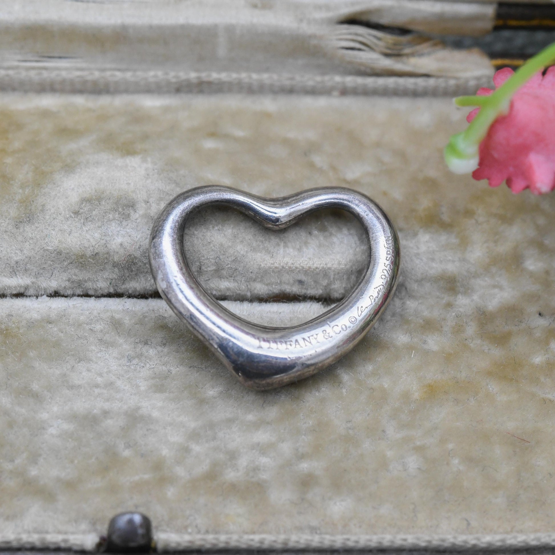 Tiffany & Co Elsa Peretti Silver Open Heart Pendant Necklace - Medium Sized Openwork Romantic Gift | Genuine Signed Designer Jewellery