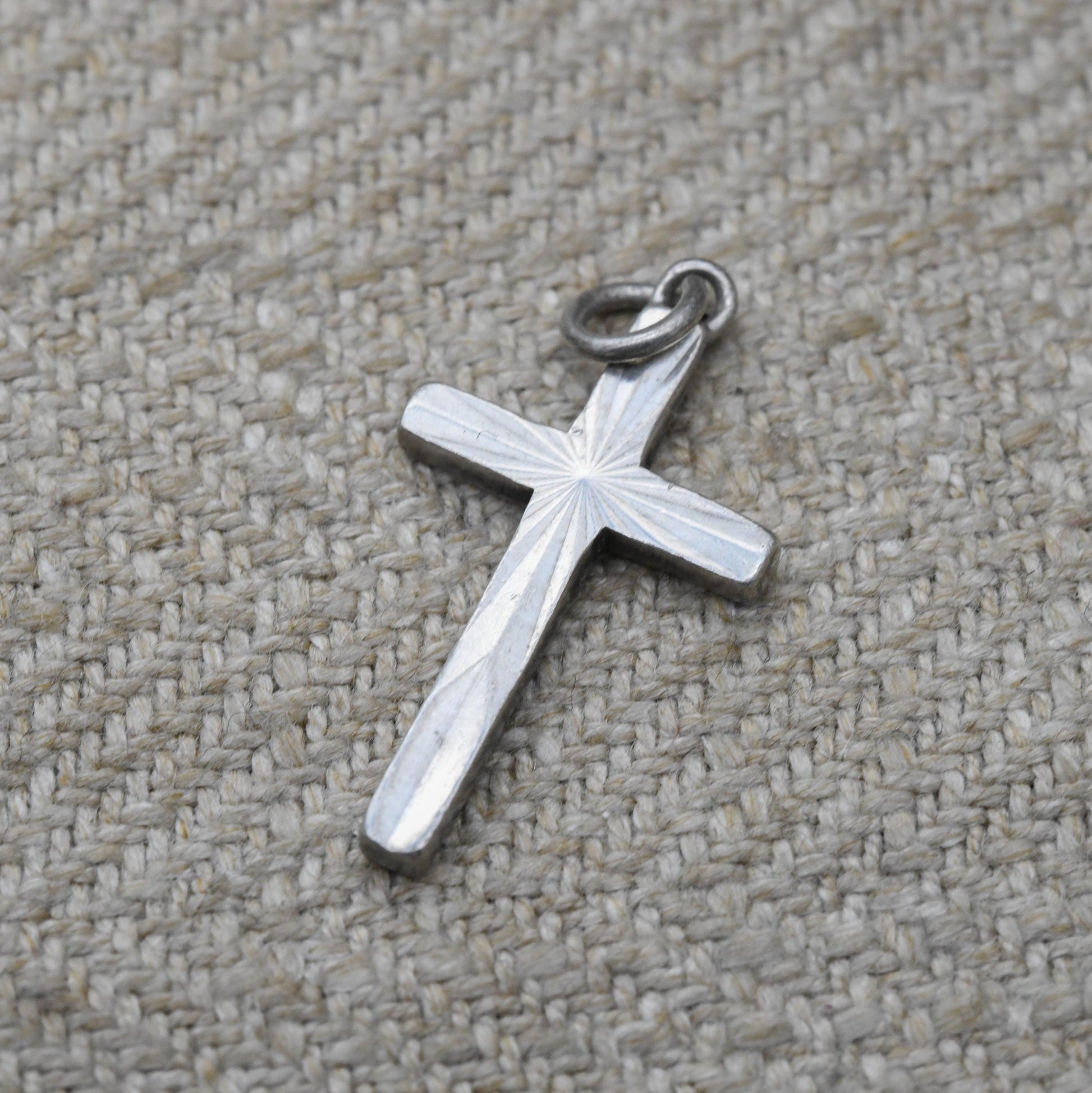 Vintage Sterling Silver Cross Pendant - Religious Gift | Geometric Pattern | Christian Necklace