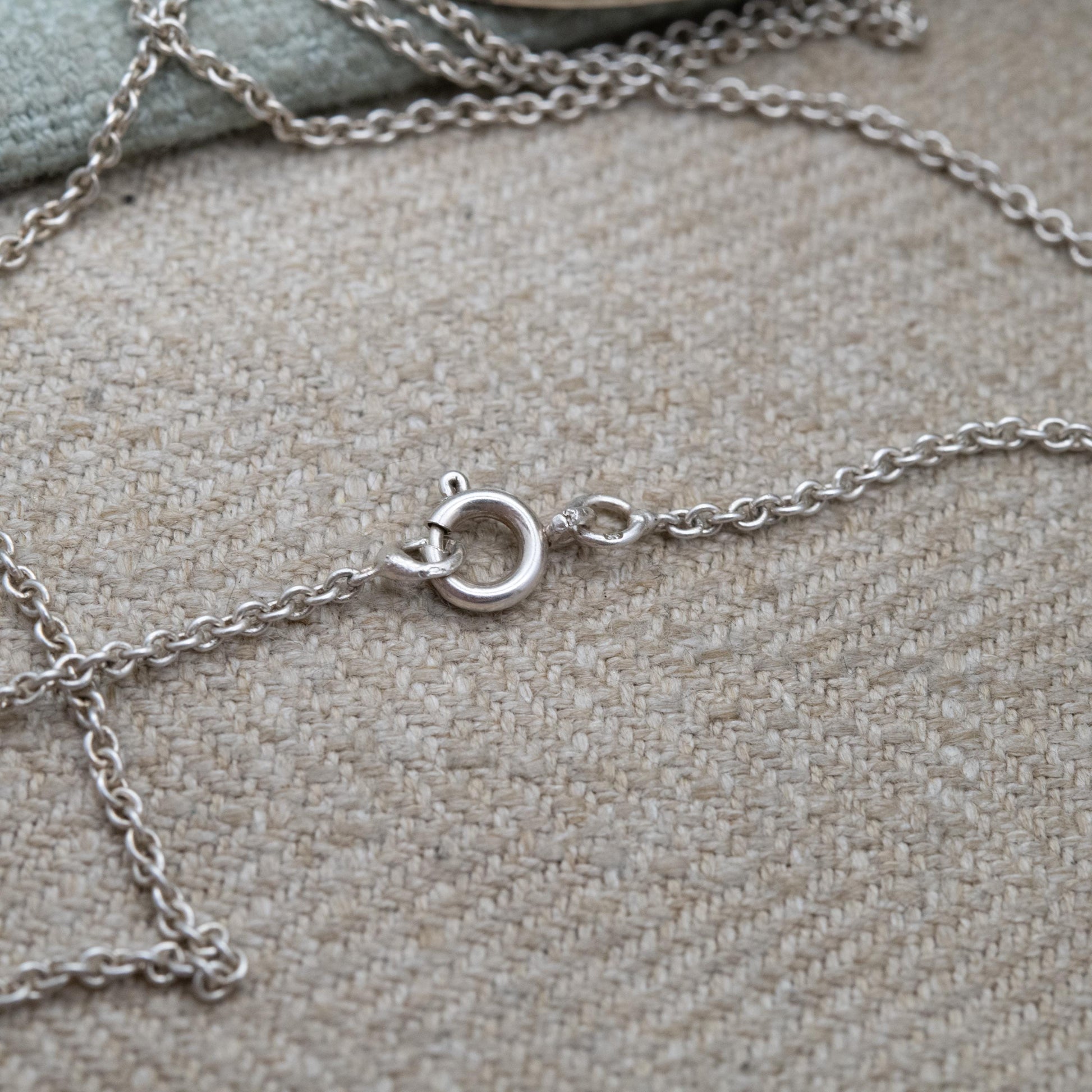 Vintage Sterling Silver Prince Charles & Lady Diana 1981 Medal Pendant - Franklin Mint Collectable Memorabilia | Wedding Commemorative