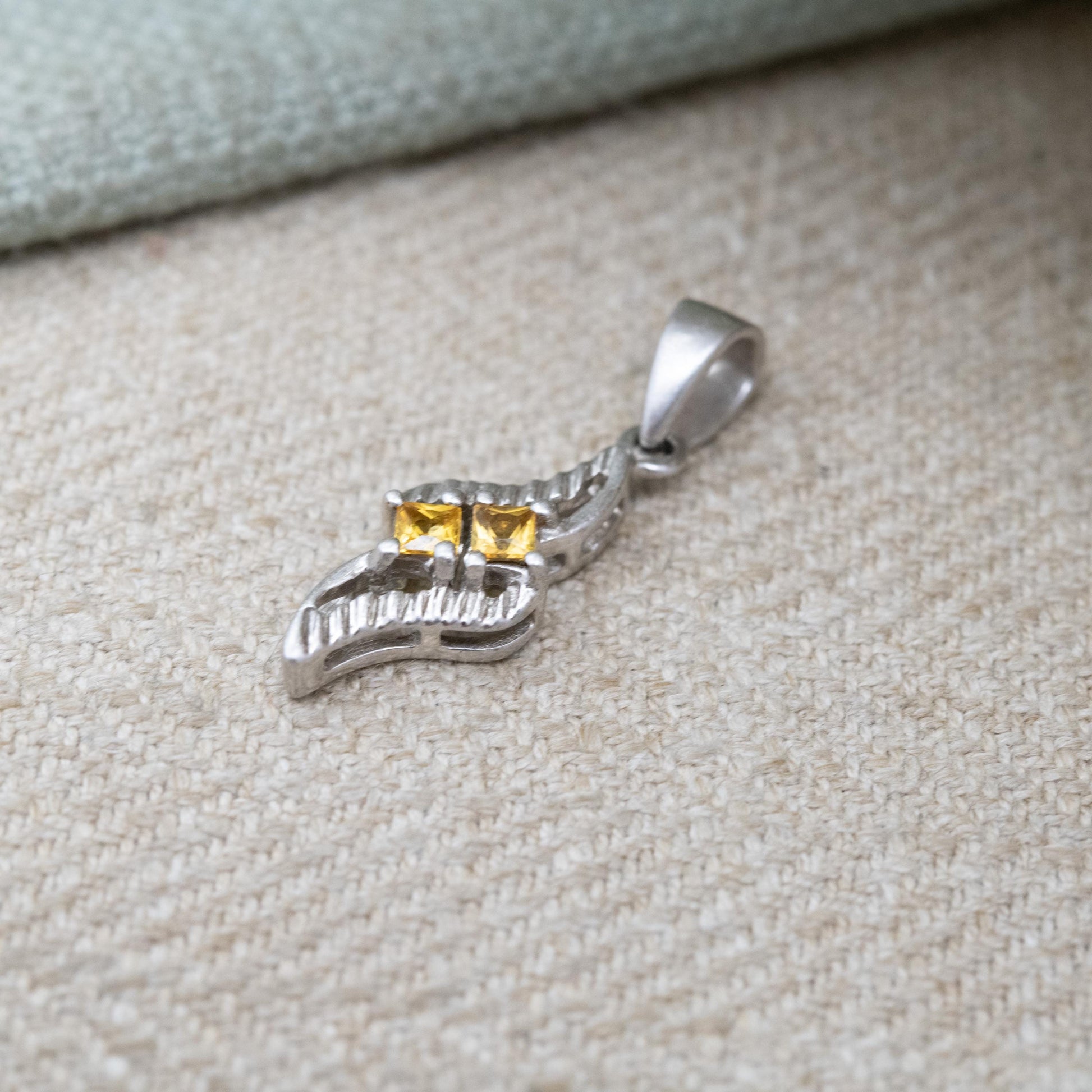 Sterling Silver Gemporia Citrine Pendant - Detailed Front Yellow Gemstone Pendant | Small Charm Pendant | Gems TV