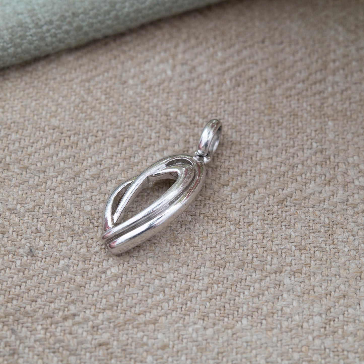 Vintage Sterling Silver Minimalist Knot Pendant Charm - Twisted Openwork Knot Jewellery | Gift for Charm Necklace