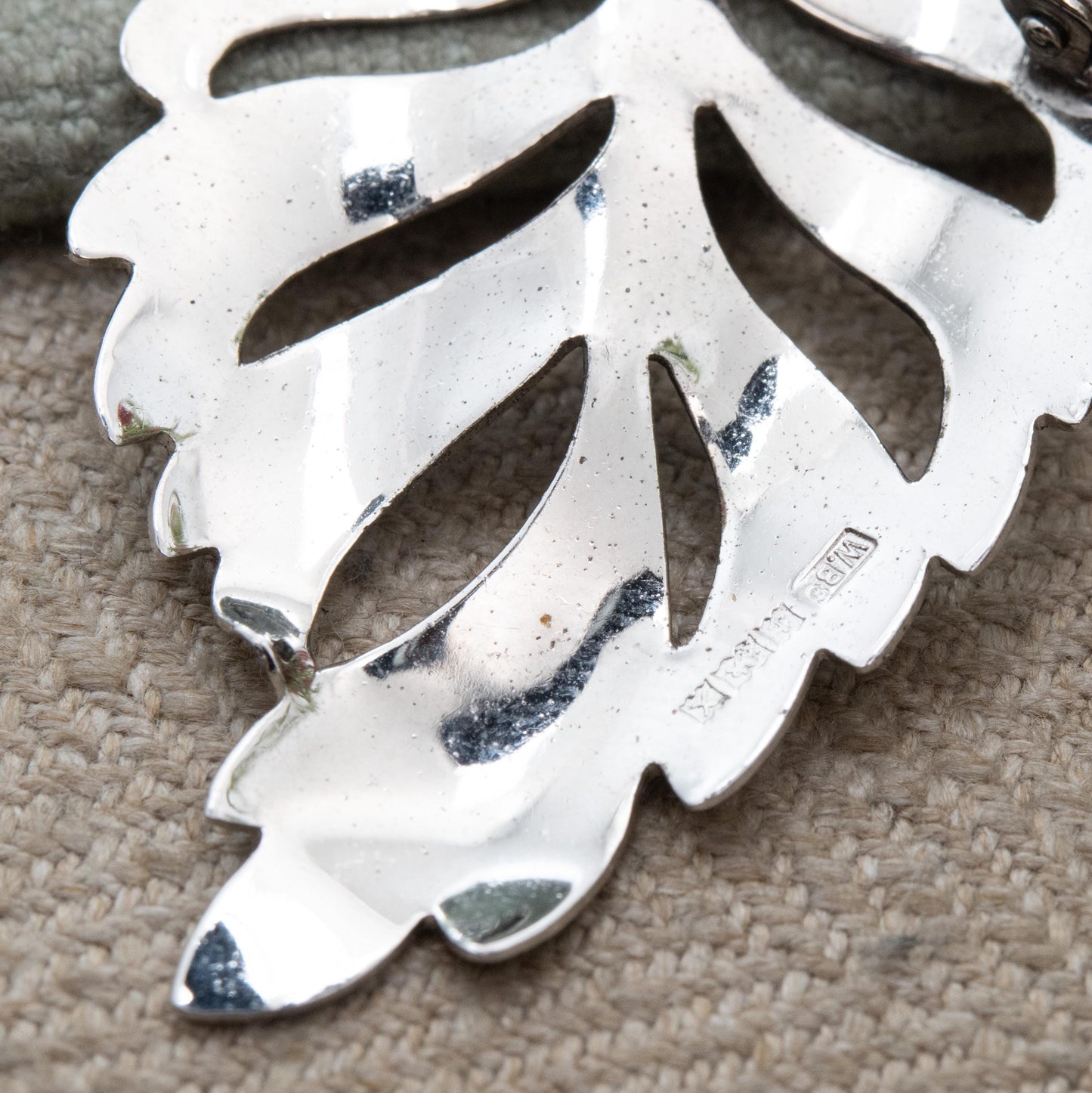 Vintage Ward Brothers Sterling Silver Leaf Brooch 1972 - Mid-Century Floral Designer Jewellery | Gift for Nature Lover