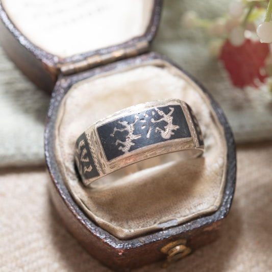 Vintage Sterling Silver Niello Siam Mekhala Goddess of Lightening Ring - Thailand God Dancer | Siamese Silver | UK Size - P US Size - 7 3/4