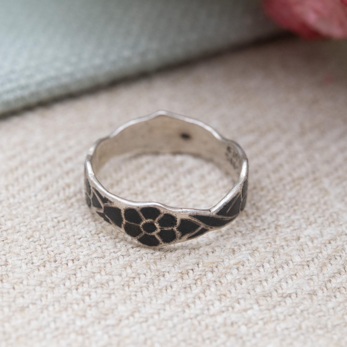 Vintage Sterling Silver Niello Siam Floral Ring - Thailand Enamel Flower | Siamese Silver | UK Size - K 1/2 |US Size - 5 1/2