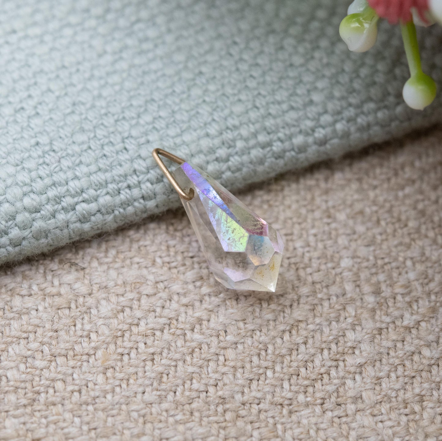 Vintage 9ct Gold Aurora Borealis Glass Charm Pendant c. 1960s - Faceted Rainbow Crystal Drop
