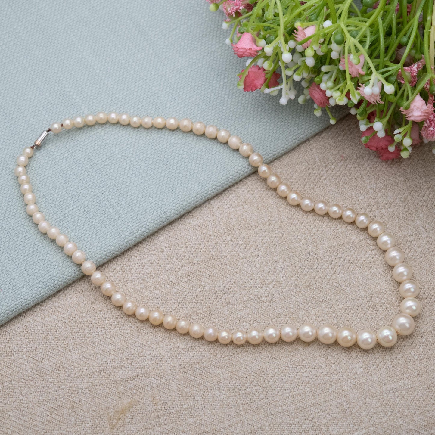 Vintage Ciro 9ct White Gold Clasp Faux Pearl Necklace - Graduated Round Beads | Choker Length 15" 38cm