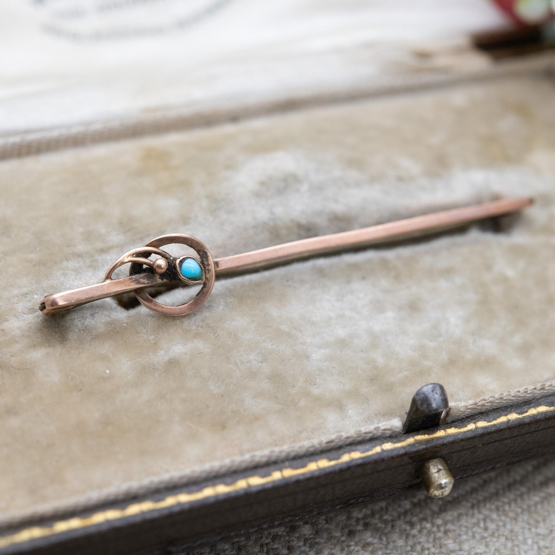 Antique Edwardian 9ct Gold Brooch with Turquoise Flower - Floral Leaf Bar Brooch