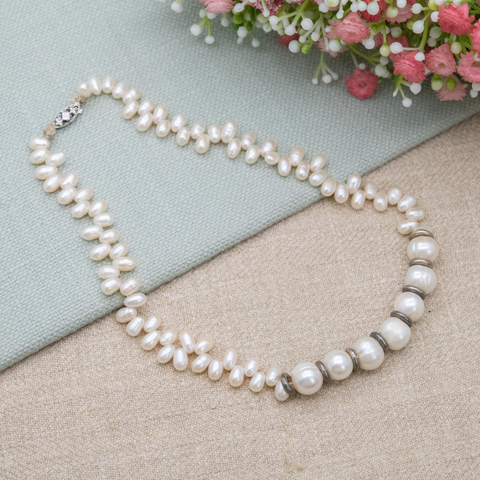 Vintage 9ct White Gold Clasp Pearl Necklace with Silver Spacers c. 1960s