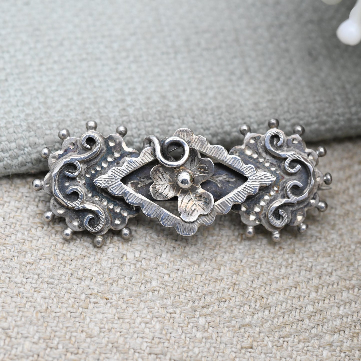 Antique Victorian Sterling Silver Floral Scrolling Openwork Bar Brooch 1898 - Floral Leaf Design