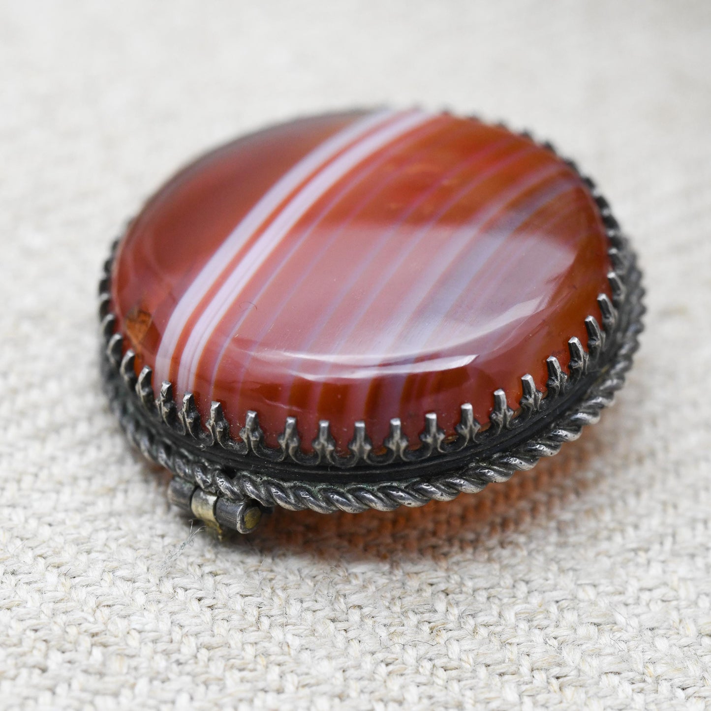 Antique Silver Red Banded Agate Cabochon Brooch c. 1900s