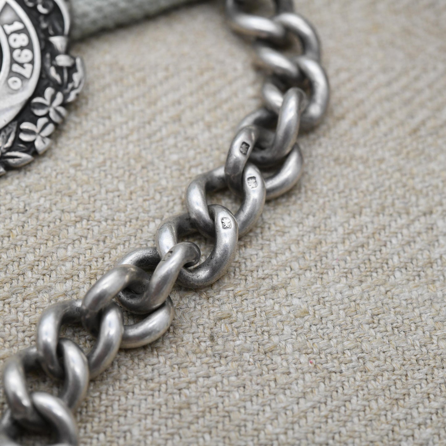 Antique Sterling Silver Albert Chain with Queen Victoria Diamond Jubilee Fob Medal 1897 Propelling Pencil Dog Clip