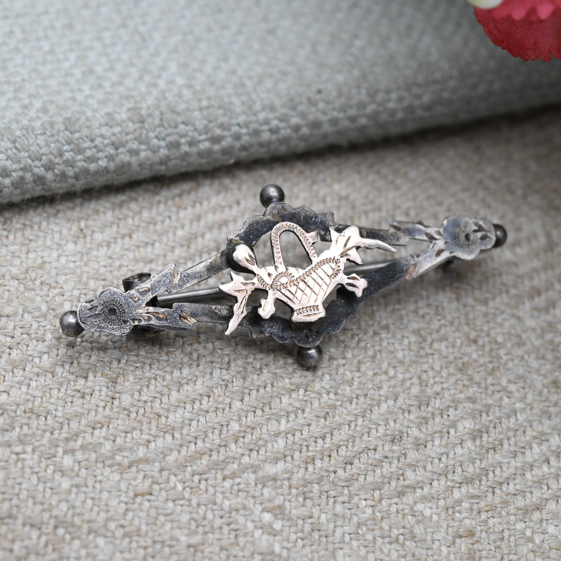 Antique Sterling Silver Rose Gold Plated Floral Basket Bar Brooch - Openwork Engraved Pin | Rose Gold Plated Front