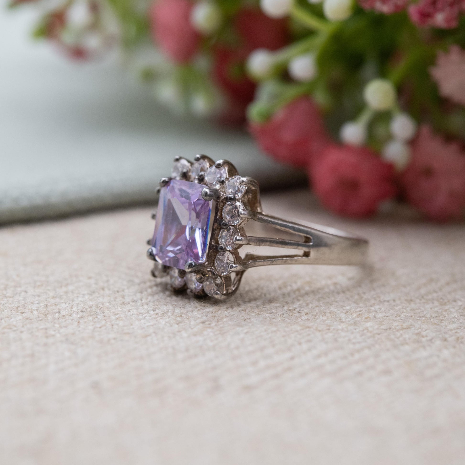 Vintage Sterling Silver Purple CZ Halo Solitaire Ring - Statement Cocktail Ring | UK Size - P | US Size - 7 3/4