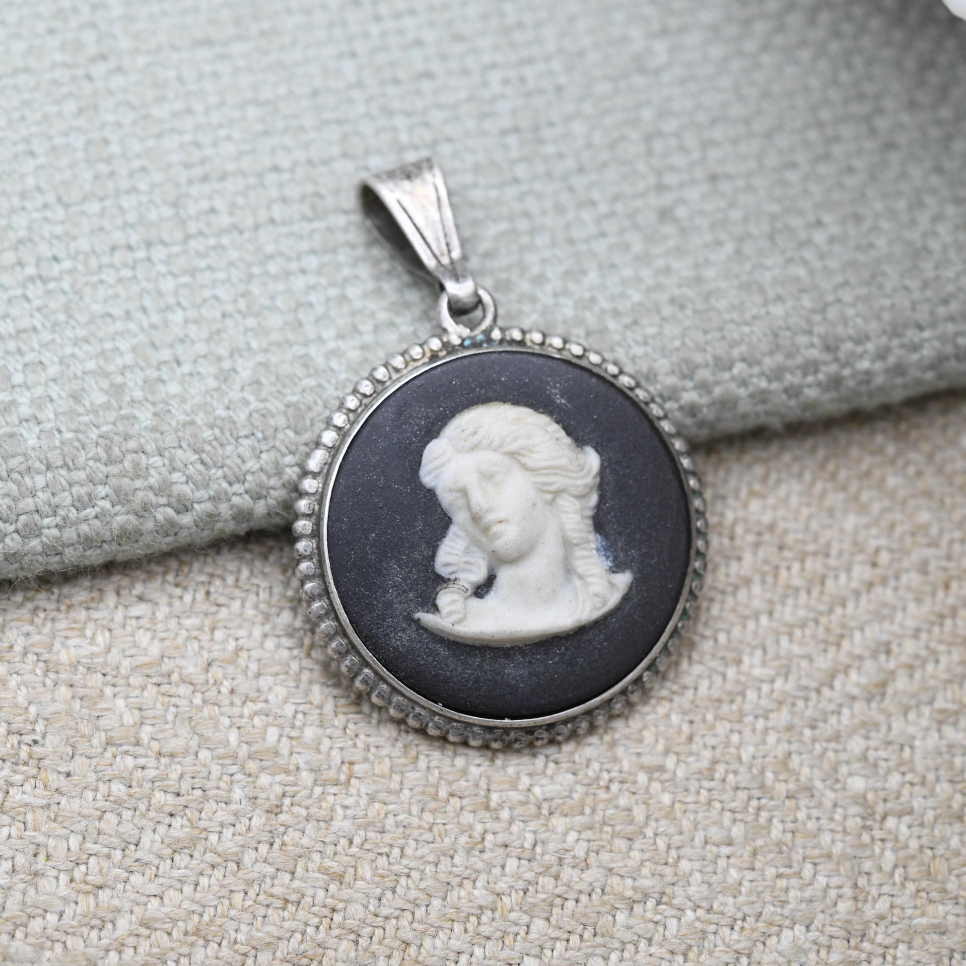 Vintage Wedgwood Sterling Silver Portrait on Black Jasperware Pendant - Circular Classical Cameo | Gift for Her
