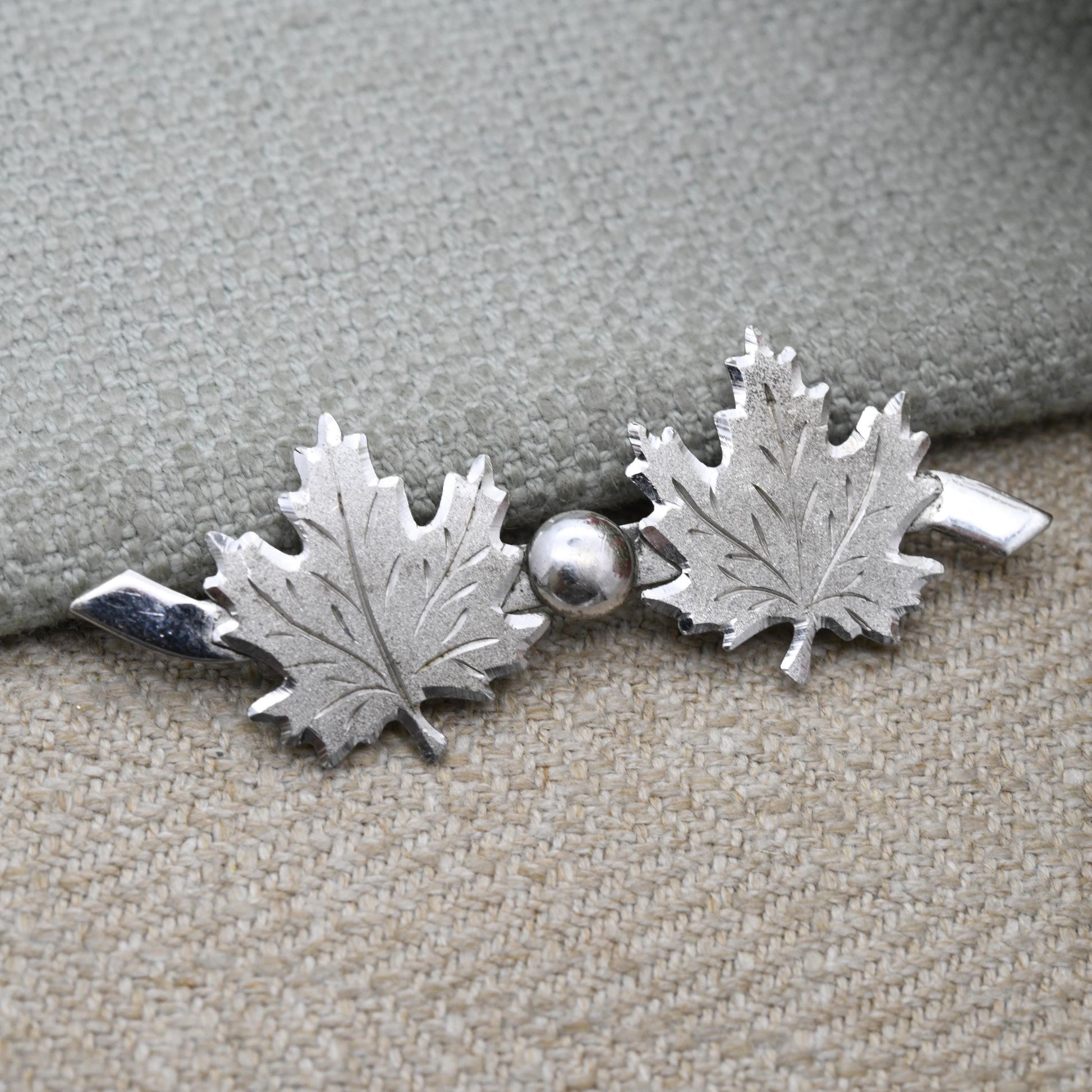 Vintage Sterling Silver Canada Maple Leaf Brooch - Silver Textured Canadian Souvenir