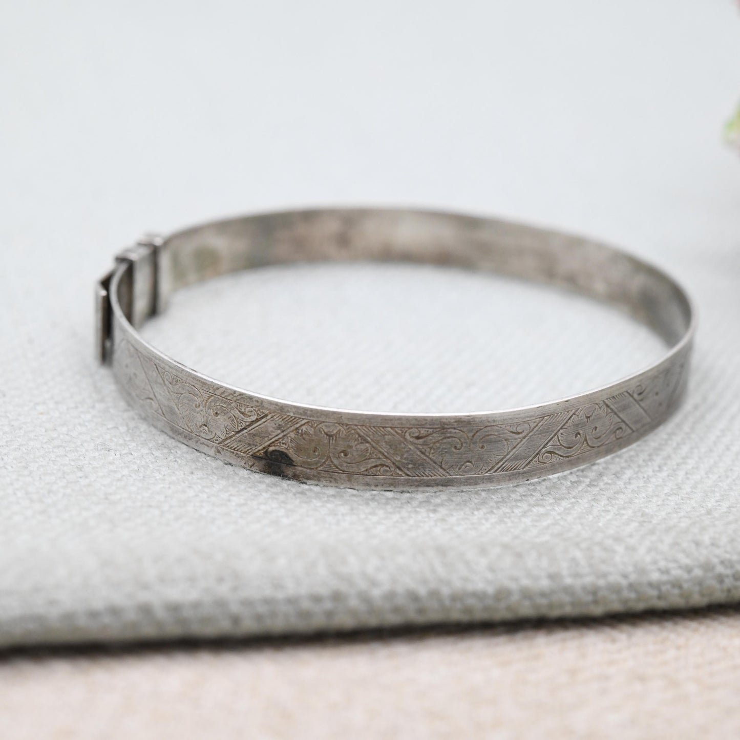 Vintage Sterling Silver Engraved Expanding Bangle Bracelet 1980 - Unisex Adjustable Scrolling Pattern | Gift for Her Him