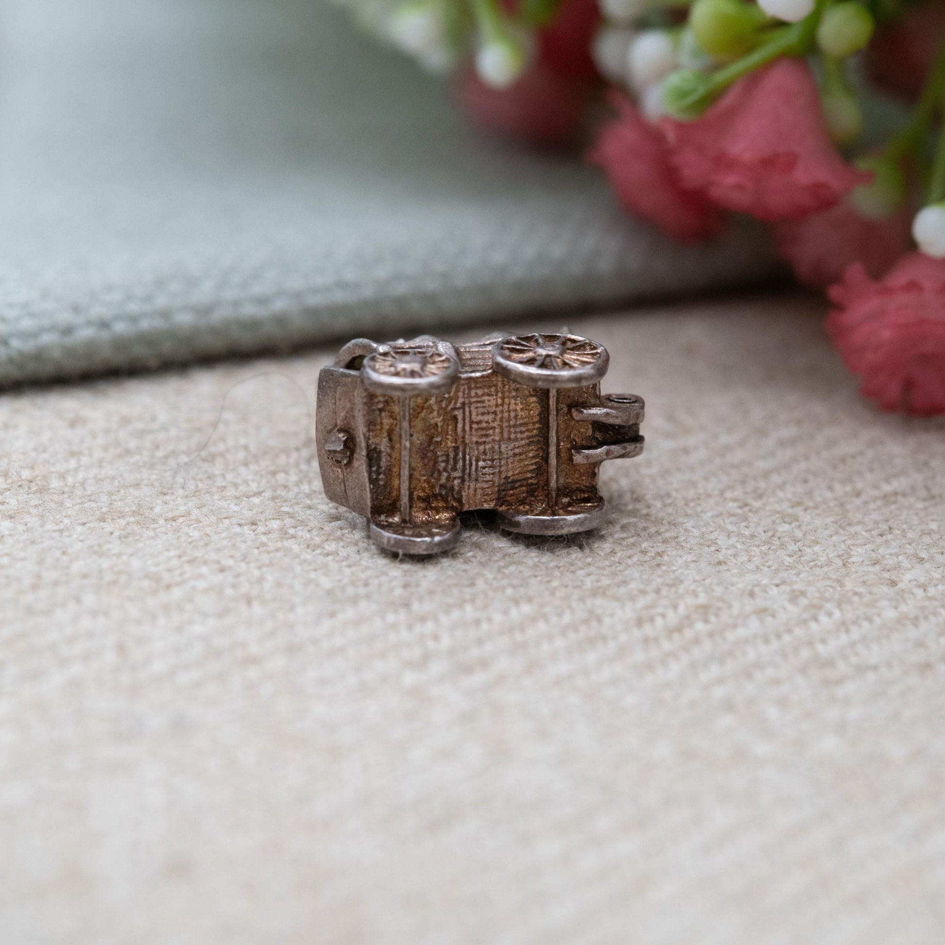 Vintage Silver and Enamel Opening Covered Wagon Charm Pendant - Pioneer Wagon | Wild West Gift for Charm Bracelet