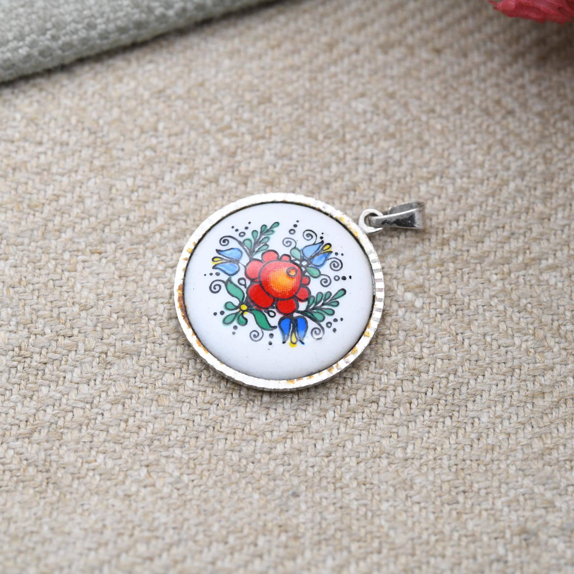 Vintage Sterling Silver Floral Pendant - Painted Flower Design | Small Circle Gift for Necklace