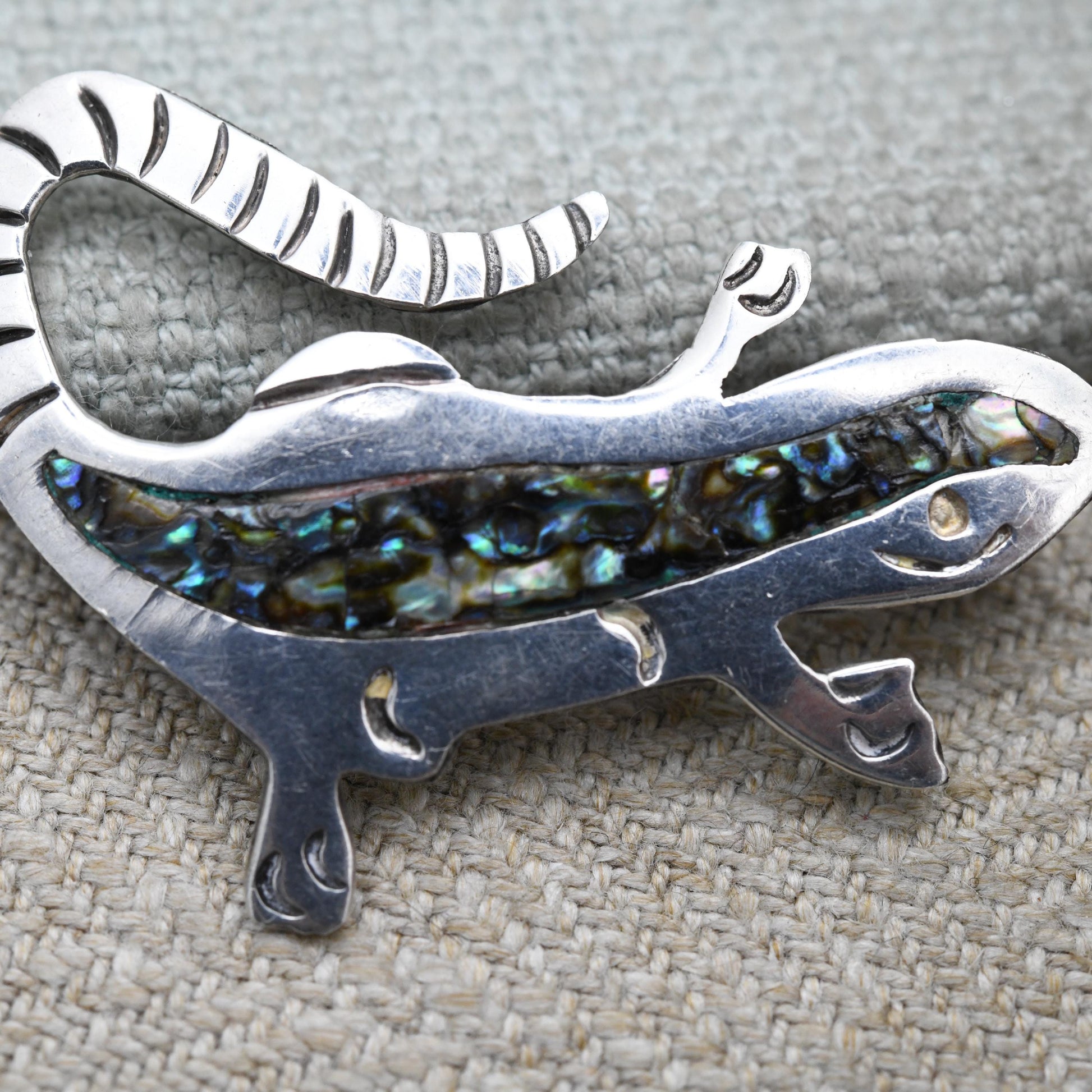 Vintage Taxco Mexican Sterling Silver Inlaid Abalone Lizard Brooch - Mid-Century Collectable Mexico Silver Jewellery