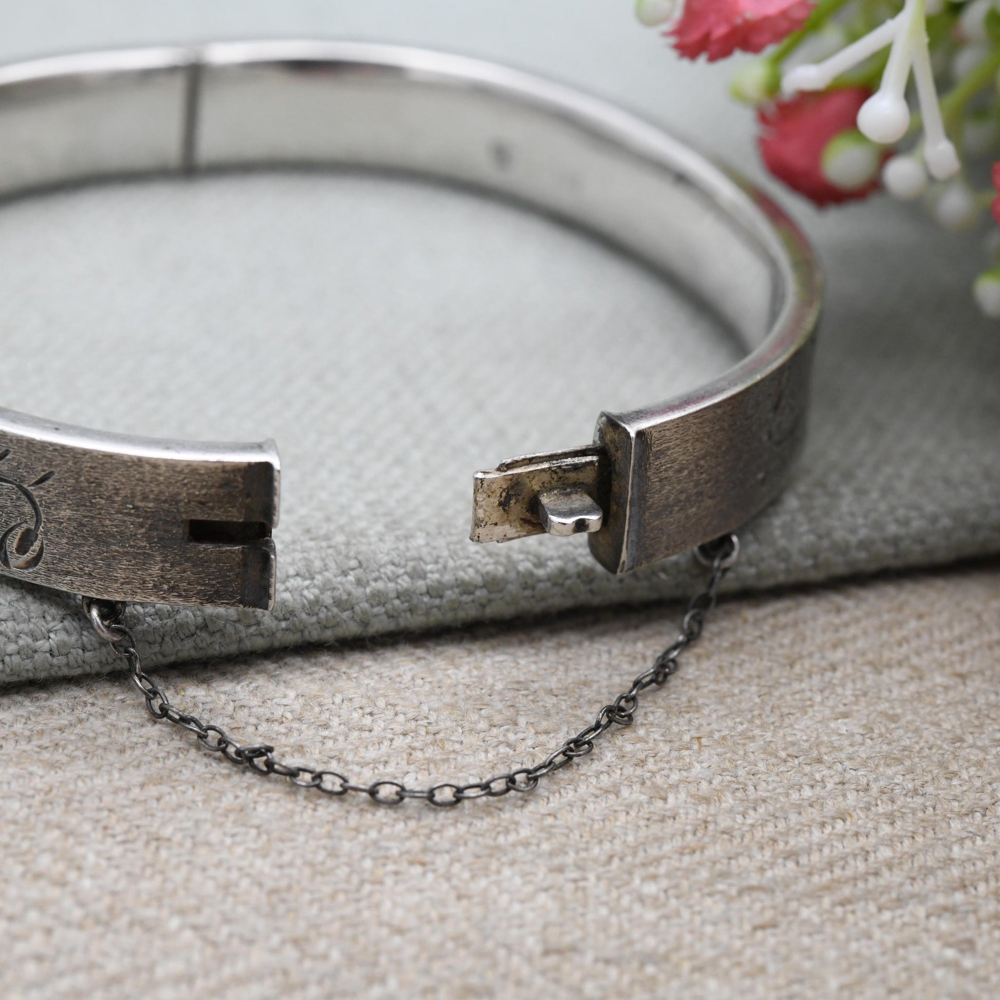 Vintage Sterling Silver Floral Engraved Bangle Bracelet 1970 - Chunky Victorian Aesthetic Scrolling Style with Safety Chain
