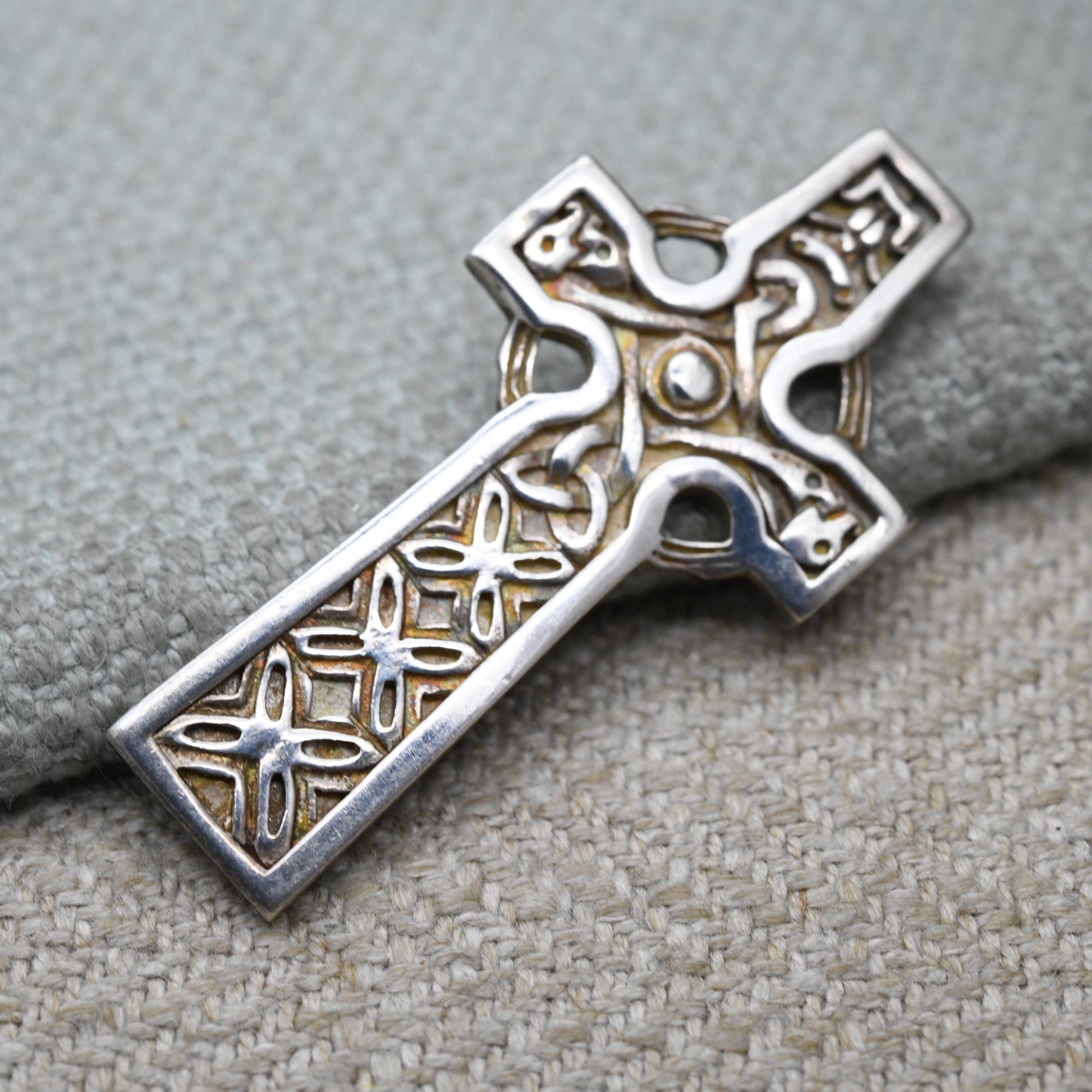 Vintage Silver Celtic Cross Pendant - Chunky Cross with Celtic Twists | Vintage Religious Jewellery Gift