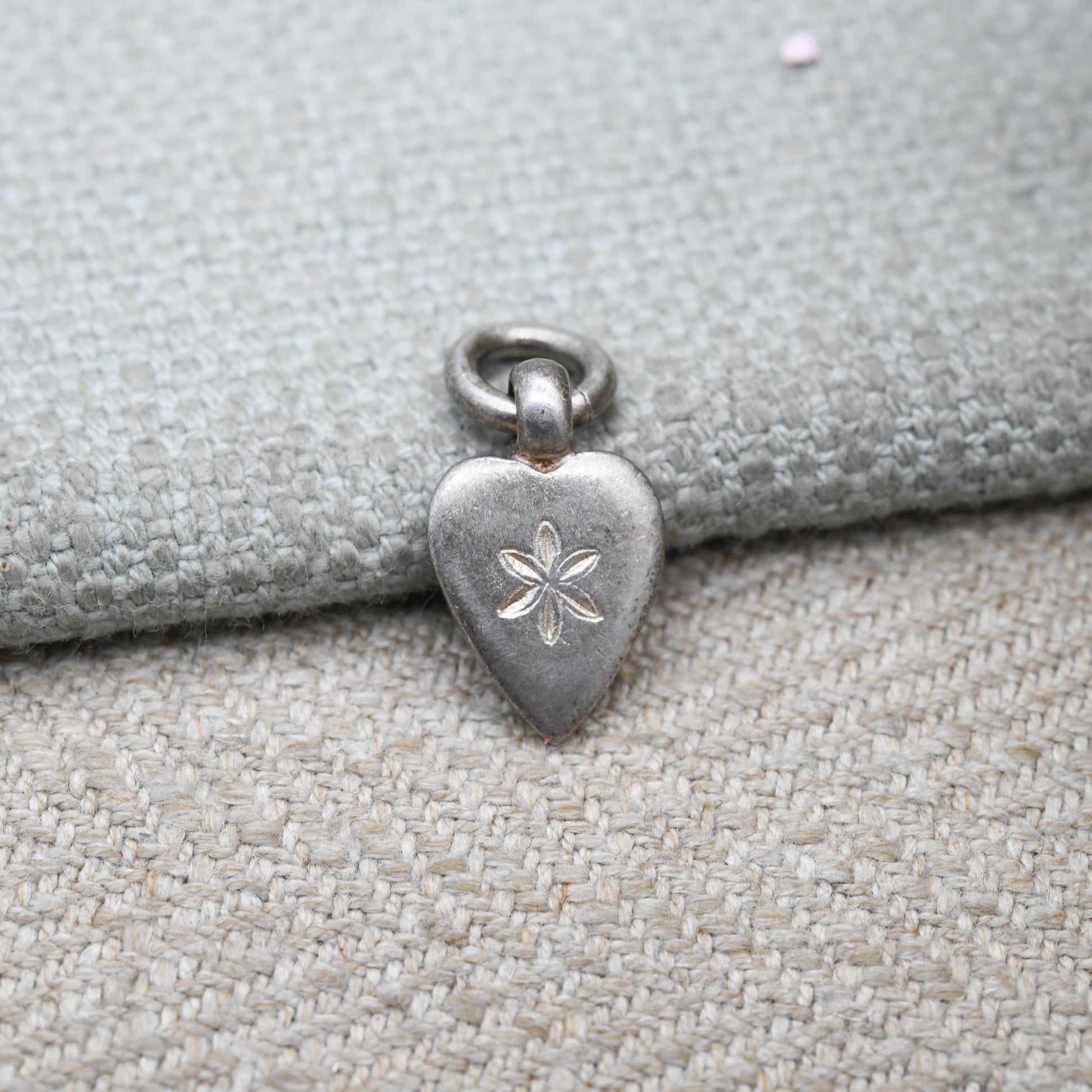 Vintage Sterling Silver Love Heart Charm Pendant with Engraved Flower - Small Puffed Love Heart | Gift for Charm Bracelet