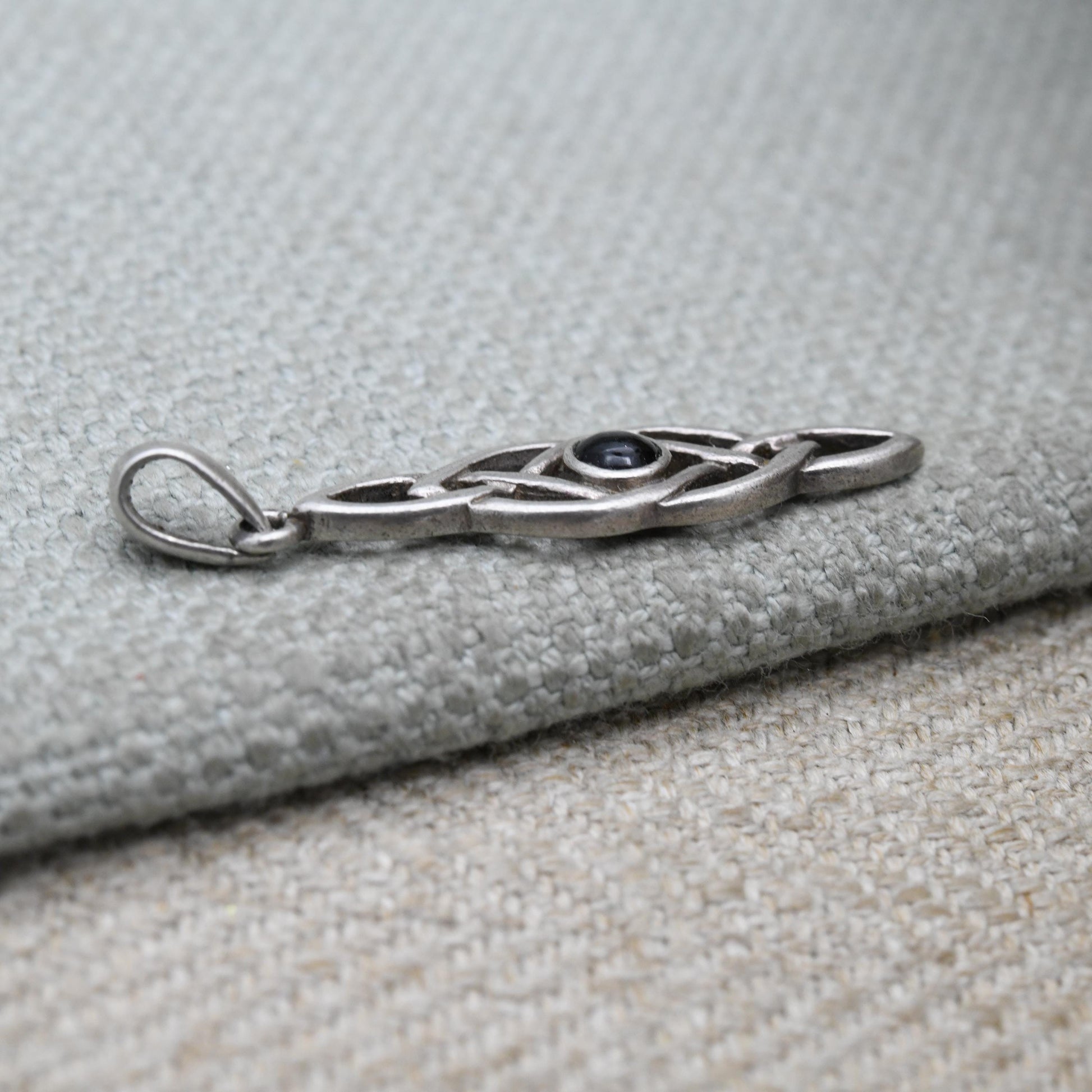 Vintage Sterling Silver Onyx Celtic Knot Pendant - Black Gemstone Jewellery | Small Openwork Pendant for Charm Necklace