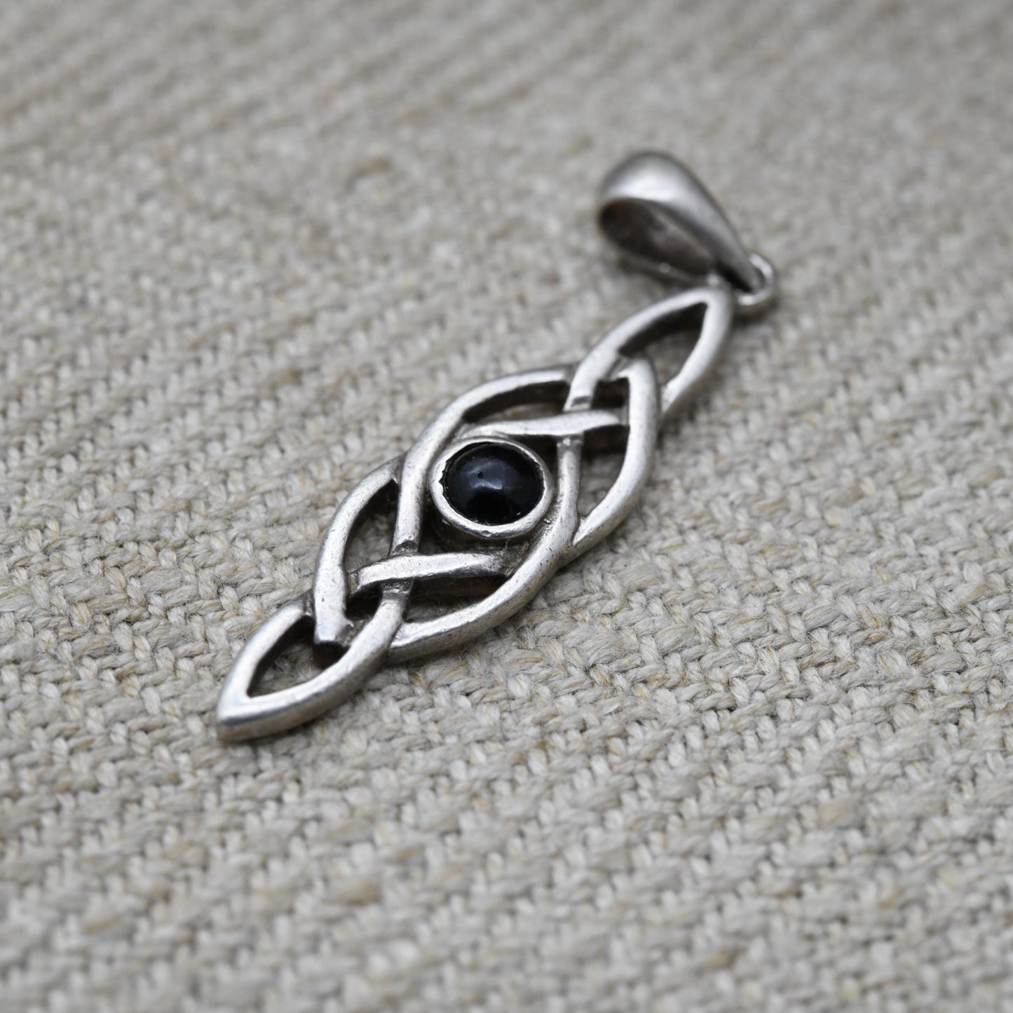 Vintage Sterling Silver Onyx Celtic Knot Pendant - Black Gemstone Jewellery | Small Openwork Pendant for Charm Necklace