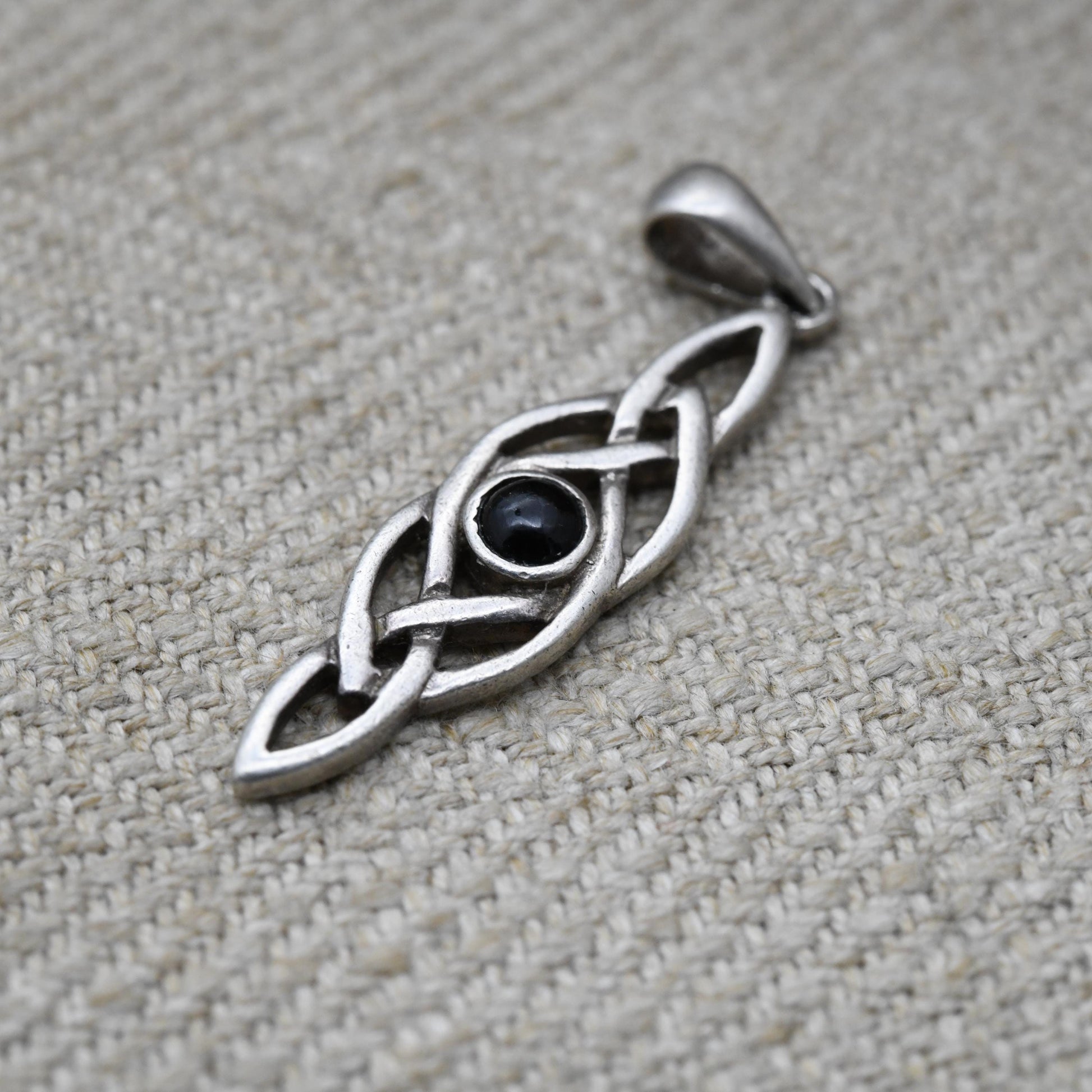 Vintage Sterling Silver Onyx Celtic Knot Pendant - Black Gemstone Jewellery | Small Openwork Pendant for Charm Necklace