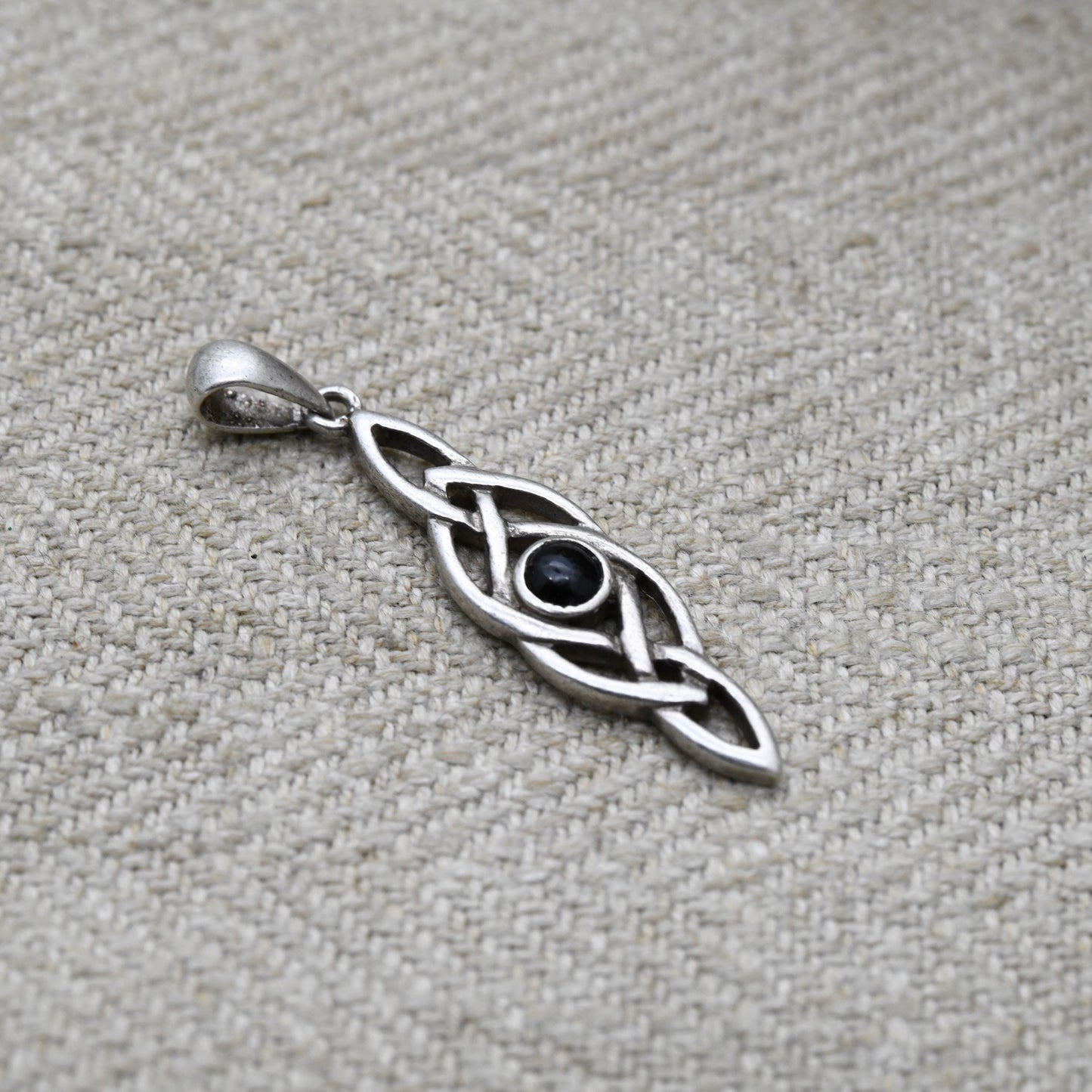 Vintage Sterling Silver Onyx Celtic Knot Pendant - Black Gemstone Jewellery | Small Openwork Pendant for Charm Necklace