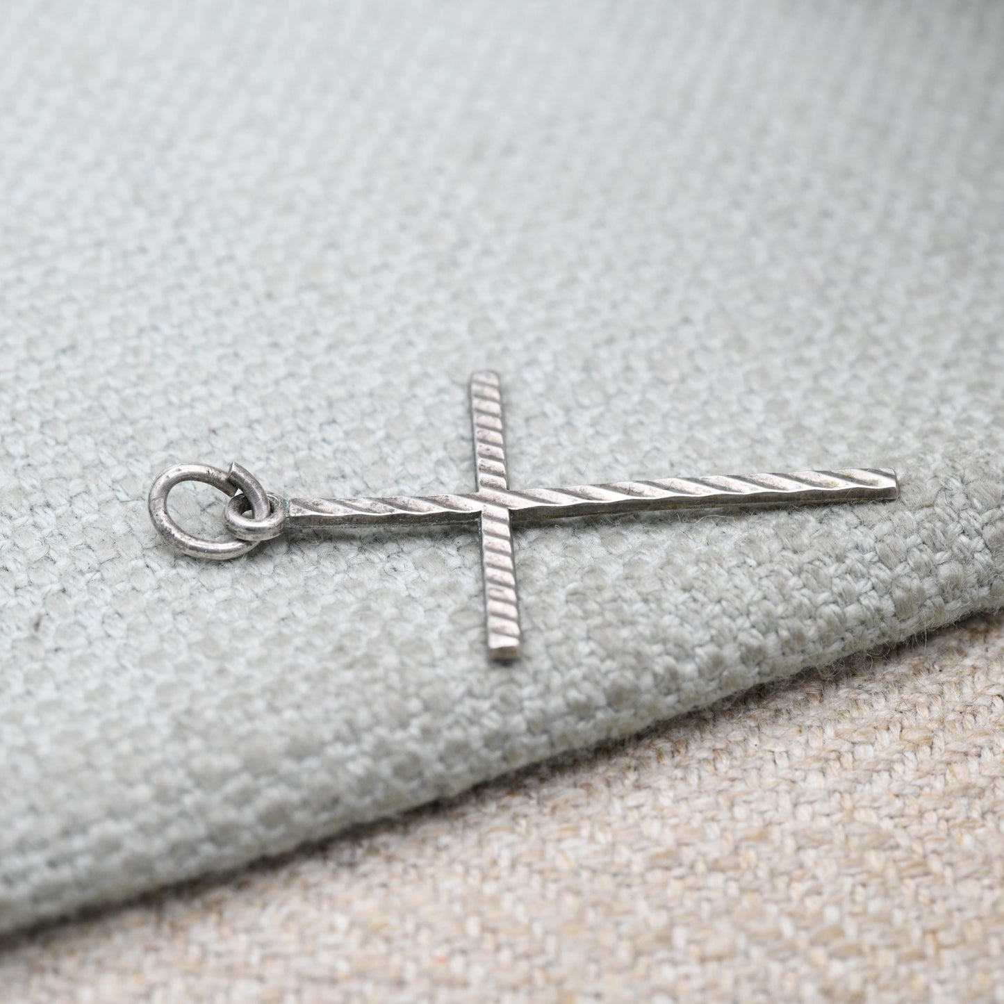 Vintage Sterling Silver Ridged Cross Pendant - Religious Gift for Christian Necklace