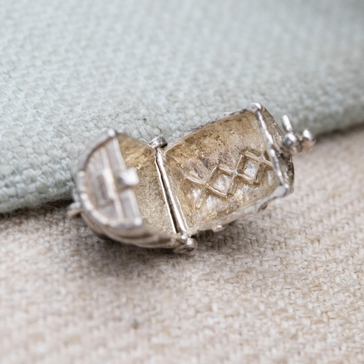 Vintage CHIM Sterling Silver Opening Beer Barrel Charm Pendant - Public House | XXX Beer | Bar | Drinking | Gift for Charm Bracelet