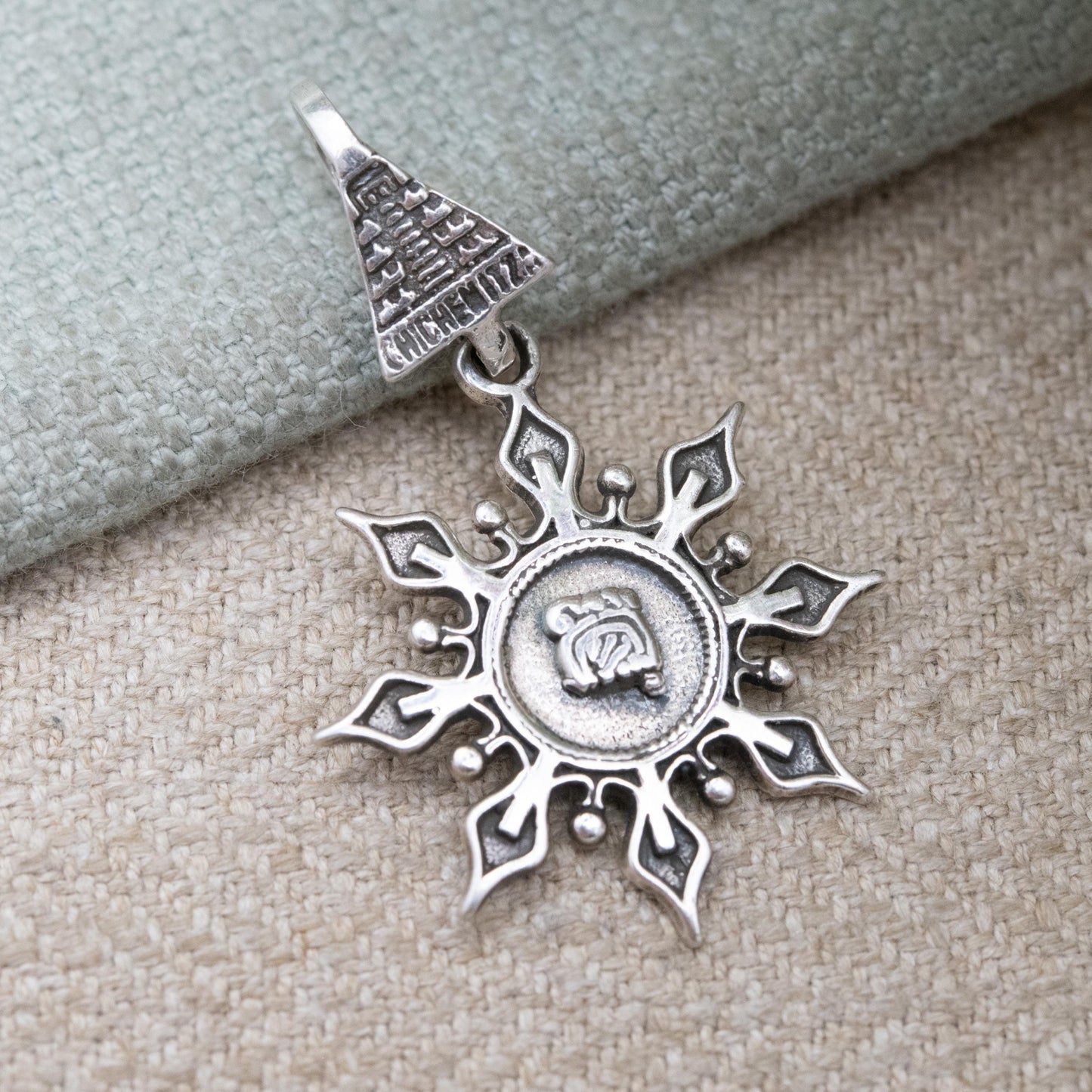 Vintage Mexican Sterling Silver Chichen Itza Pendant – Dangle Design | Pyramid | Signed Mexico 925 | Travel Souvenir Jewellery