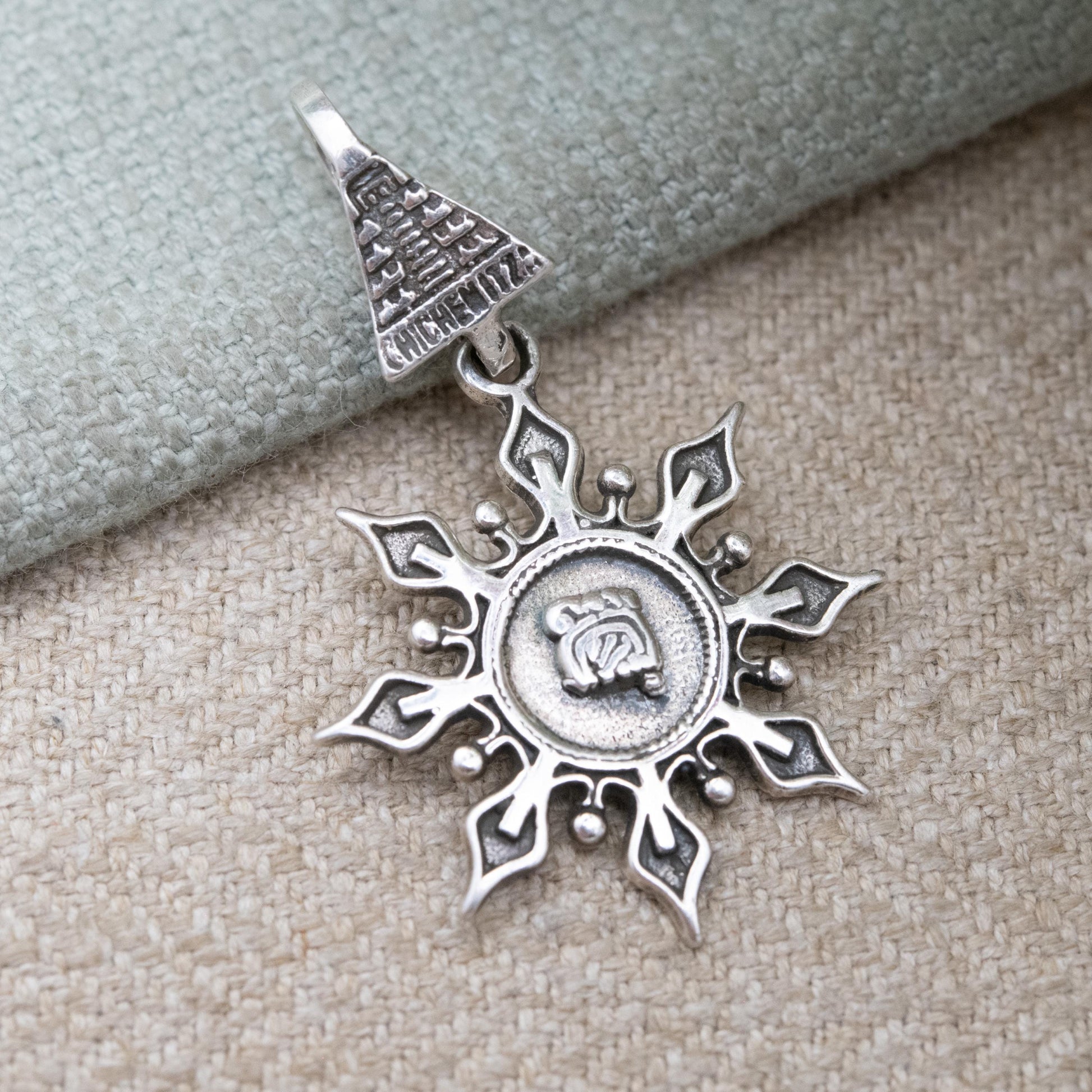 Vintage Mexican Sterling Silver Chichen Itza Pendant – Dangle Design | Pyramid | Signed Mexico 925 | Travel Souvenir Jewellery
