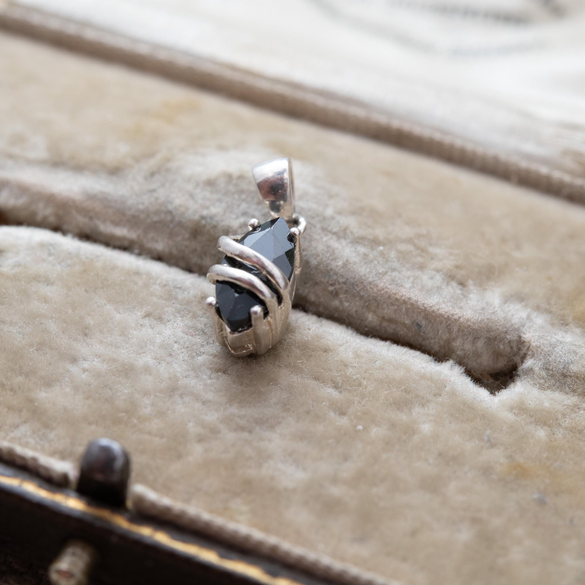 Vintage Sterling Silver Black Stone Pendant - Cute Black and Openwork Silver Vine Charm for Necklace Stack | Gift for Her