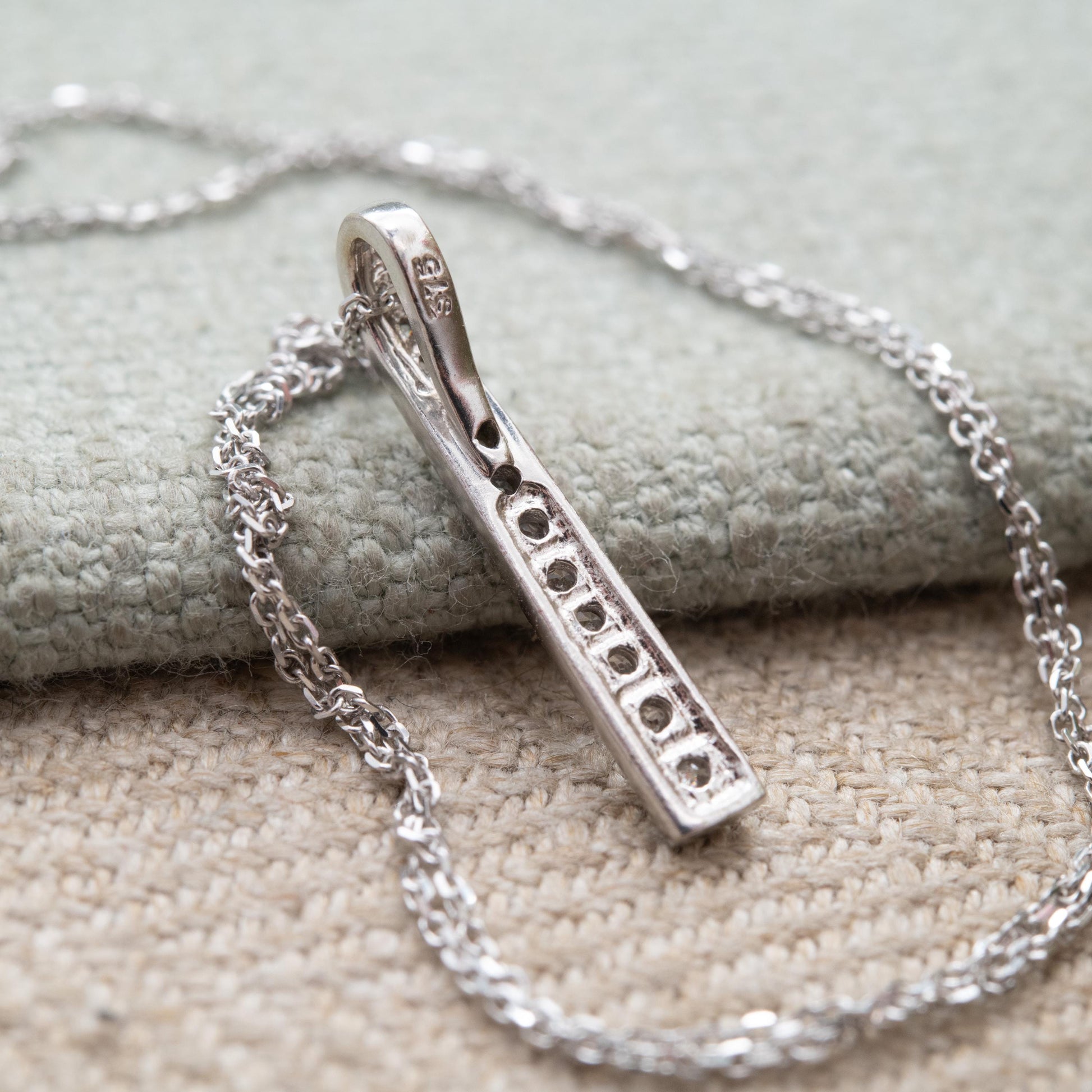 9ct White Gold Pendant Necklace with Graduated Stones - Solid Gold Minimalist Gift for Her | Bar Shape Pave Set Charm on 18" Trace Chain