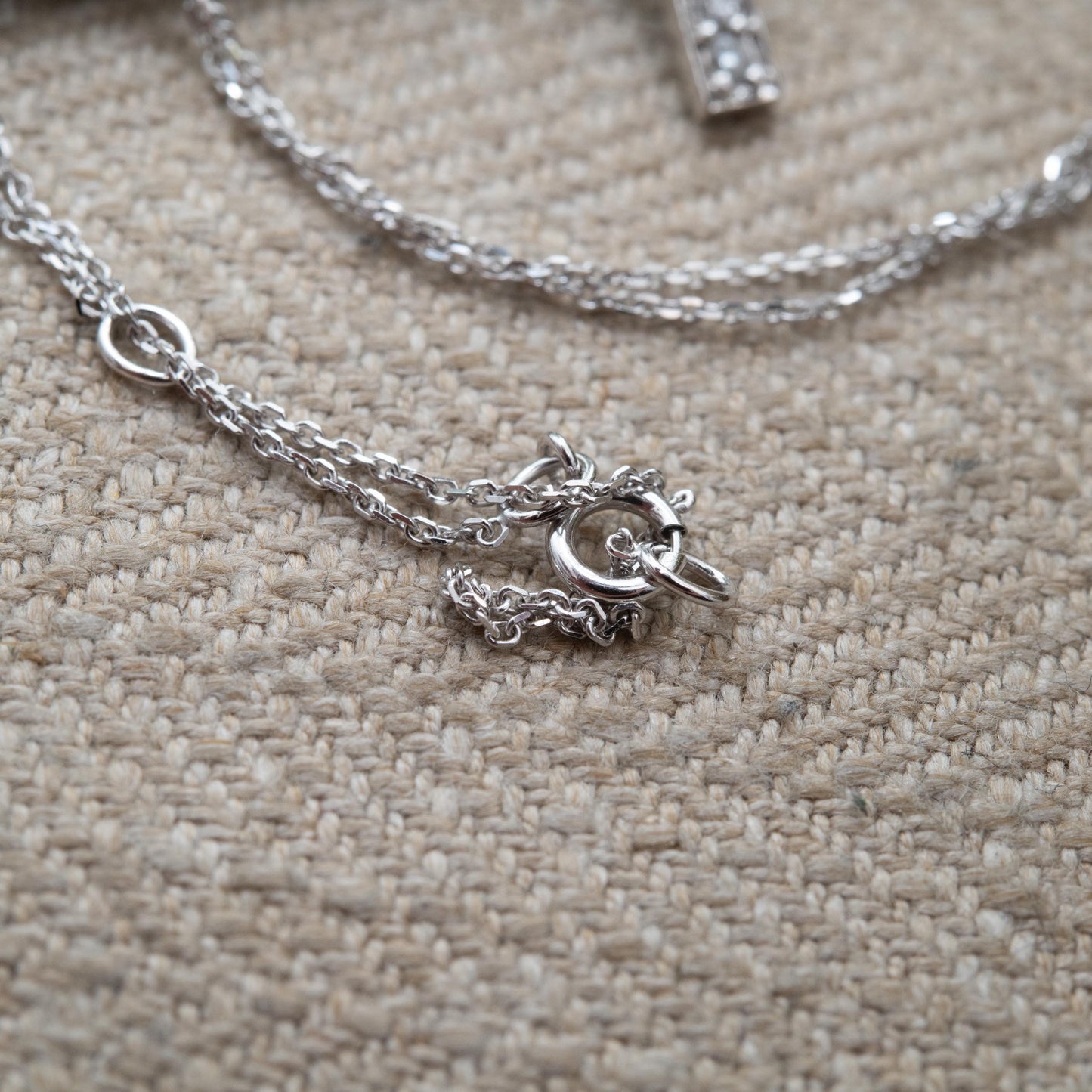 9ct White Gold Pendant Necklace with Graduated Stones - Solid Gold Minimalist Gift for Her | Bar Shape Pave Set Charm on 18" Trace Chain