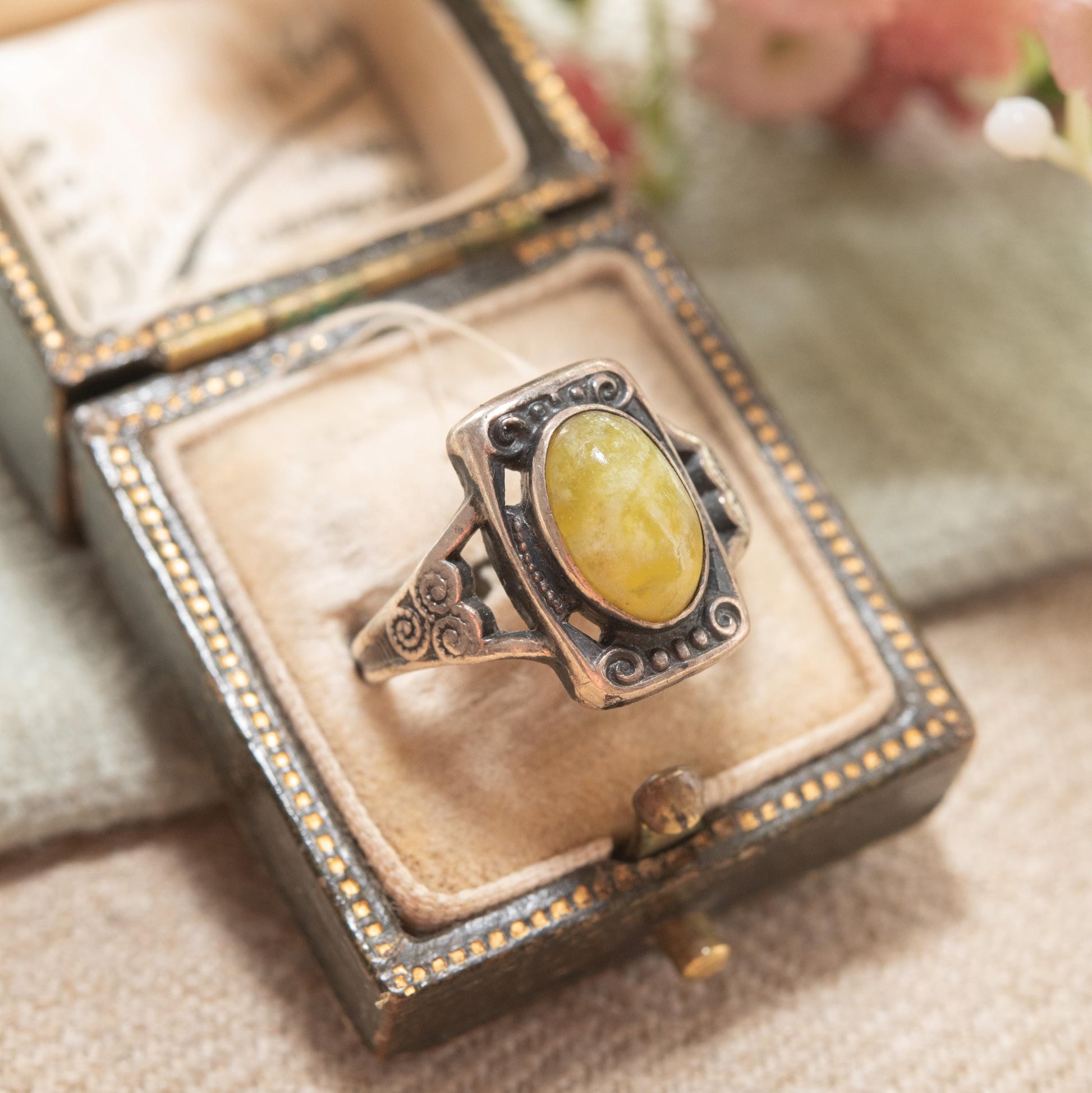 Vintage Sterling Silver Connemara Marble Ring - Celtic Irish Green Stone c. 1940s | UK Size - N | US - 6 1/2